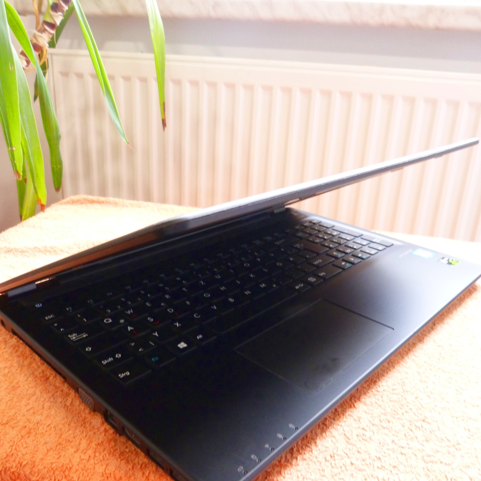 Medion ERAZER P6661 15″ FULLHD GTX l 32GB RAM NEW I SSD Windows 10 l i5 6G