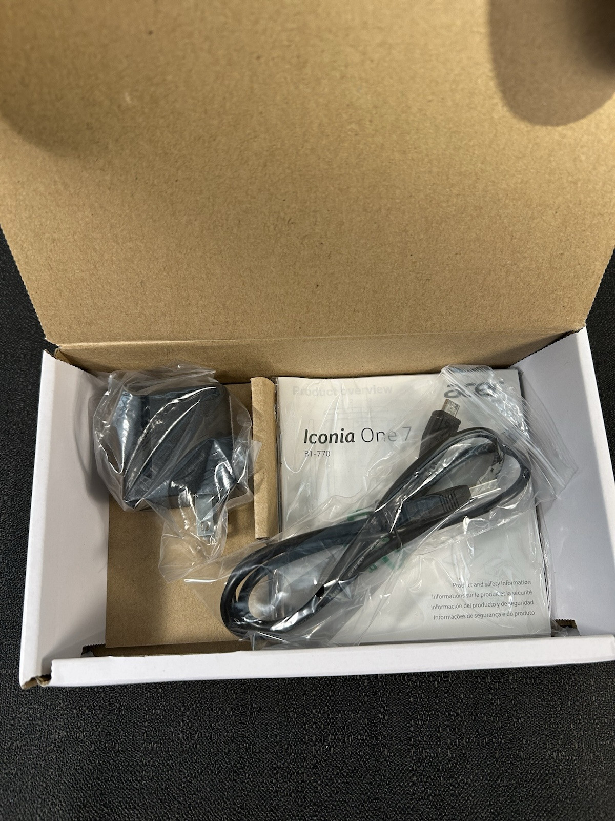 NEW Acer Iconia One 7 B1- 770 Tablet Open Box