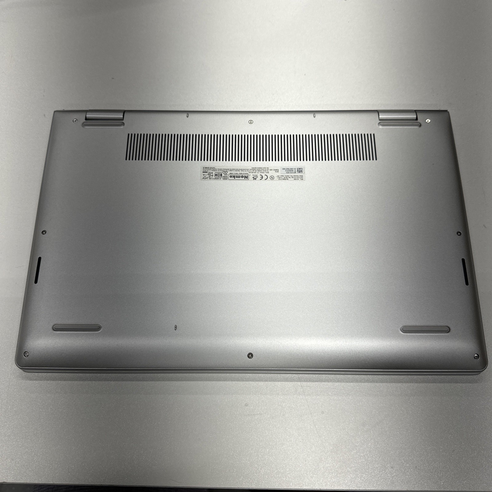 Dell 15. DC15250 P112F011. Used!