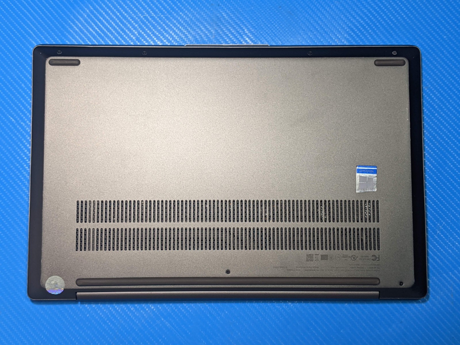 Lenovo IdeaPad 5 14IIL05 14″ FHD i5-1035G1 1GHz 8GB 256GB SSD Win11Home +Charger