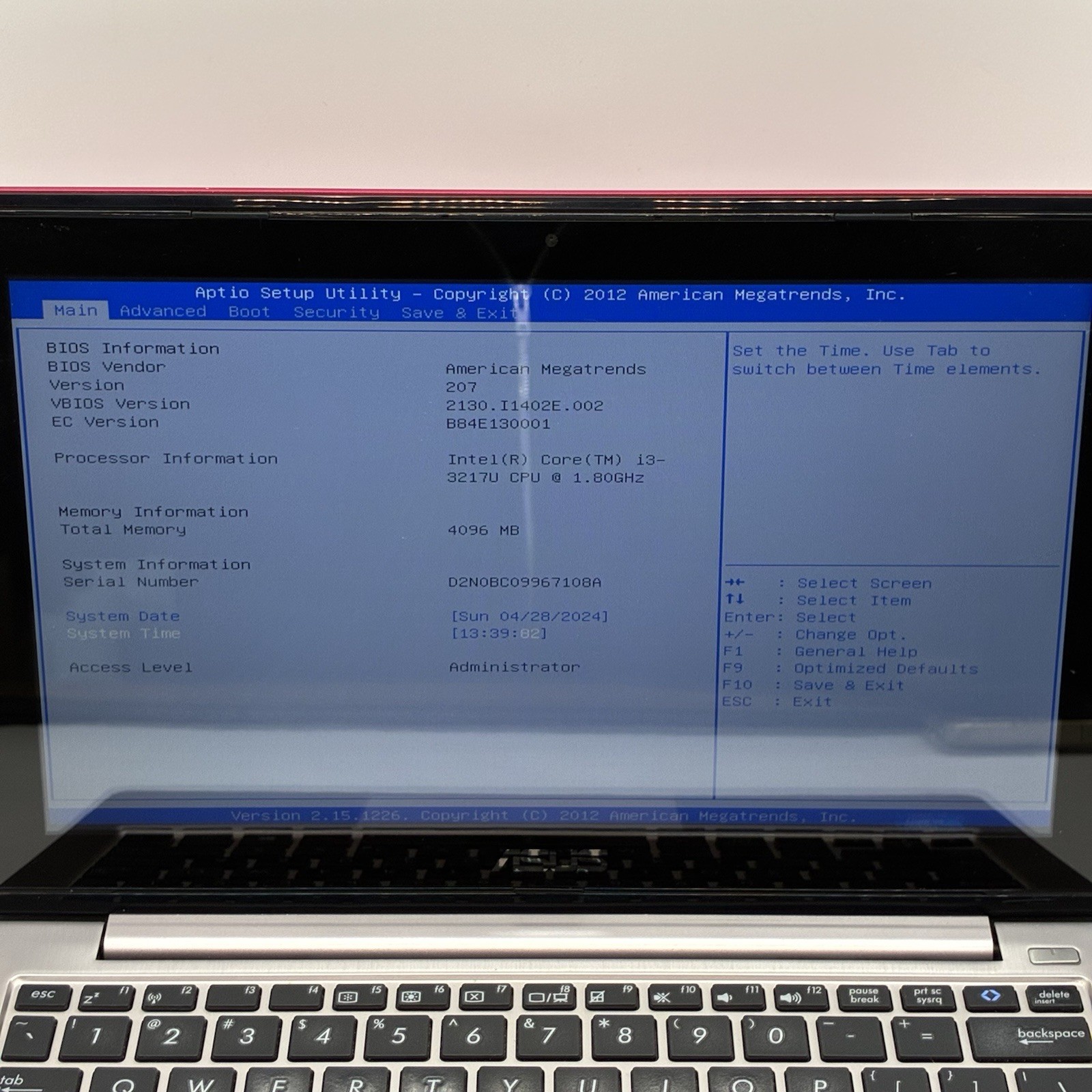 Asus VivoBook X202E Laptop Intel Core i3-3217U 4GB Ram NO HD/OS – (L29)