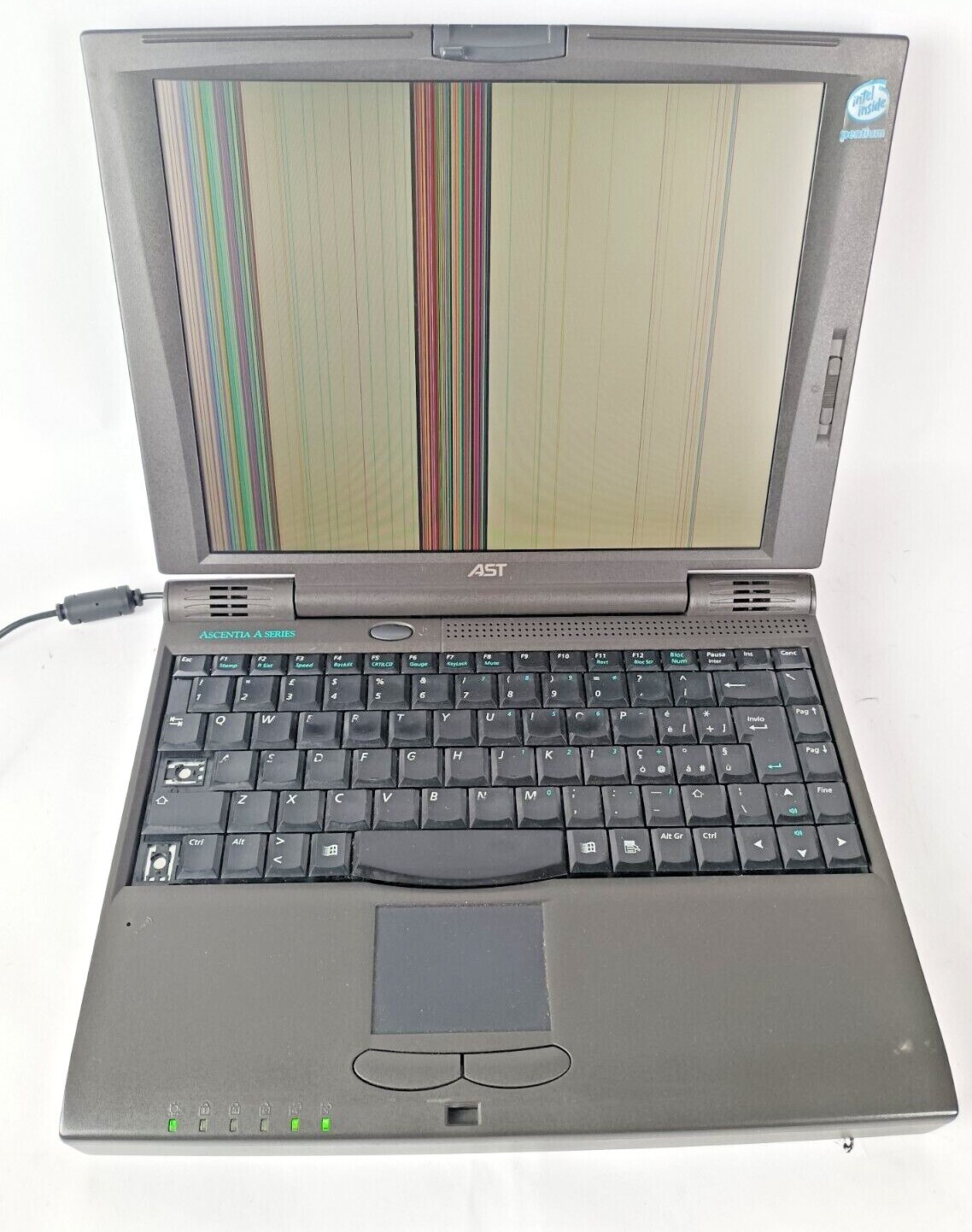 AST Ascentia series AD-40 Pentium 24mb ram 1gb hdd Windows 98 Parallel Serial