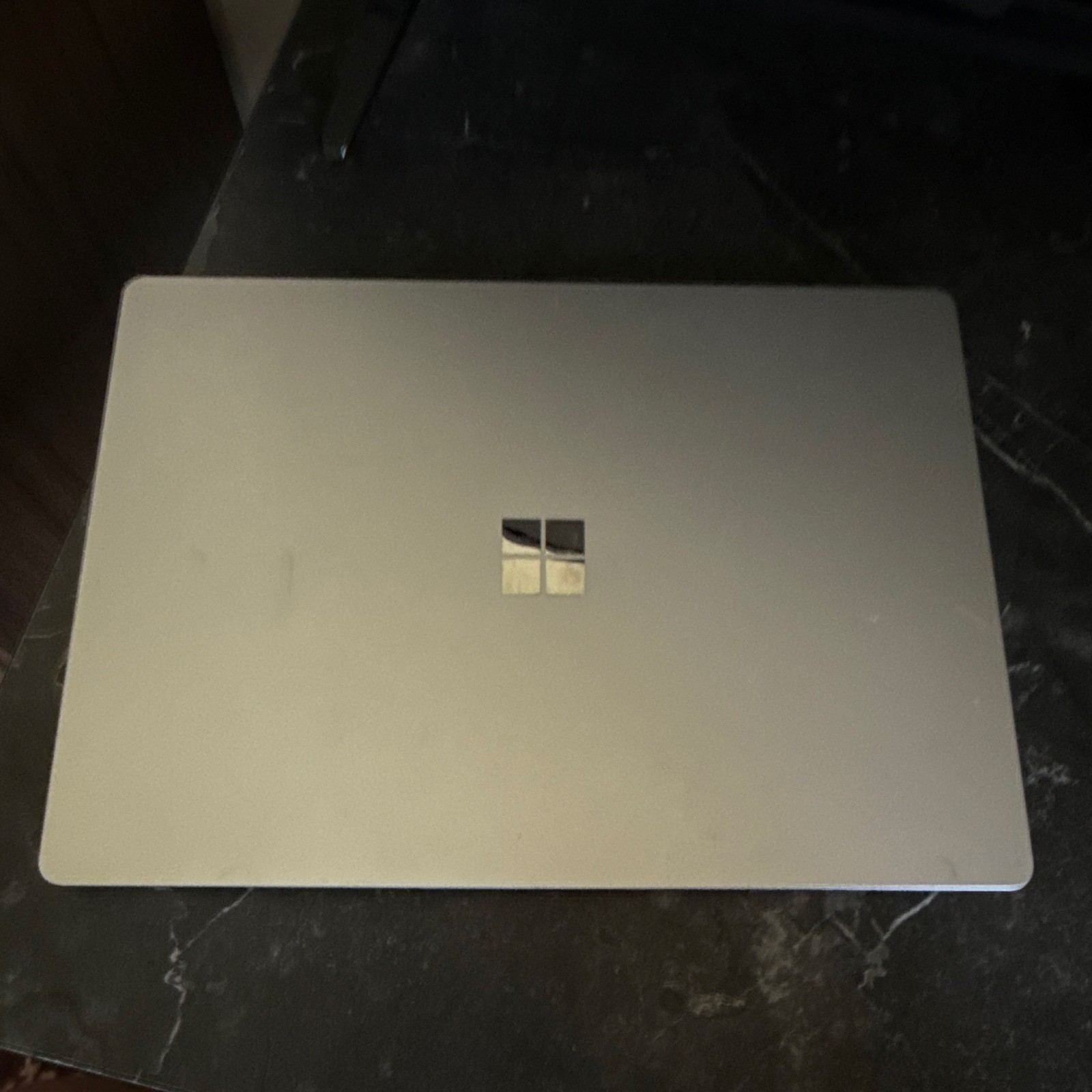 Microsoft Surface Laptop 4 13.5″ Ryzen 5 8GB 256GB SSD Silver Windows 11