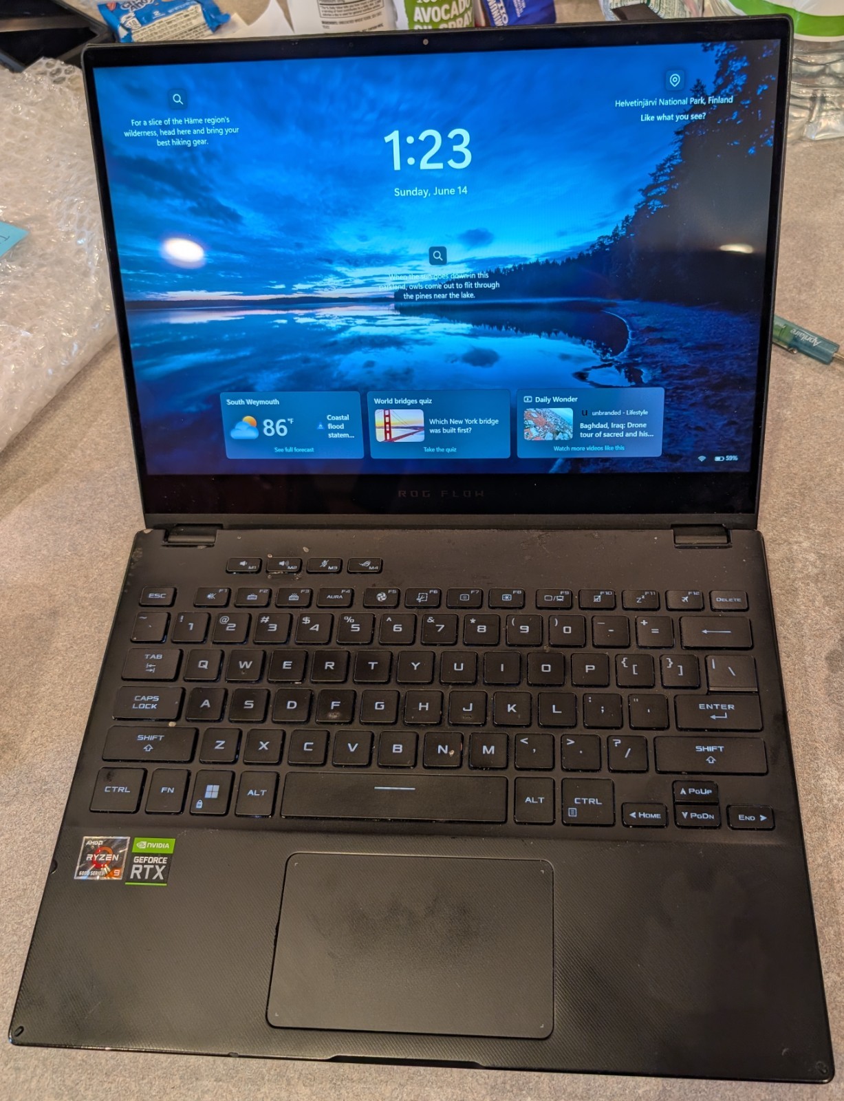 ASUS ROG Flow X13 13.4” READ DESC (1TB SSD, 6900HS, 16GB DDR5, RTX 3050 Ti)