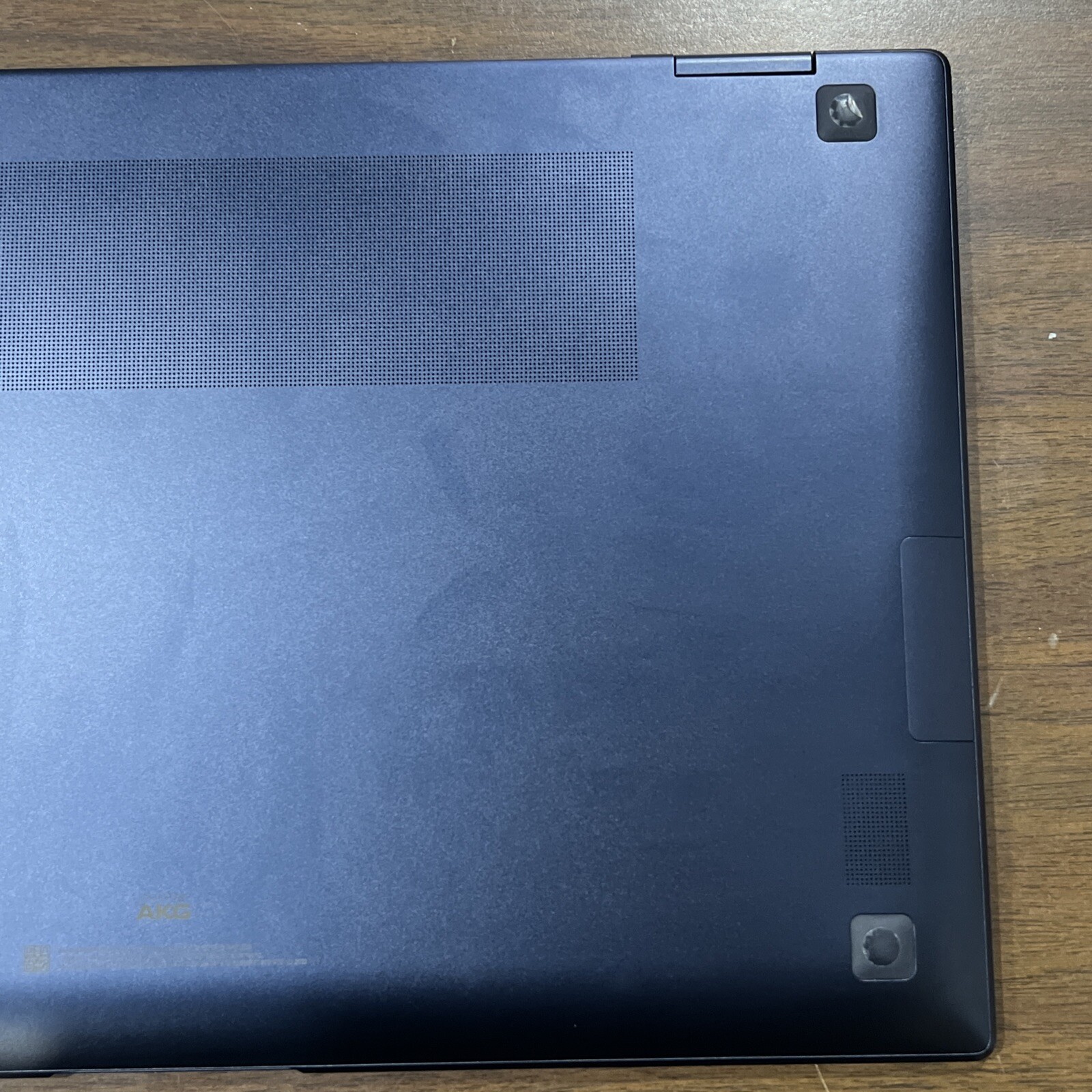 Samsung Galaxy Book Pro 360 NP950QDB-KB2US 15.6″ i7-1165G7 16GB 1TB ISSUE