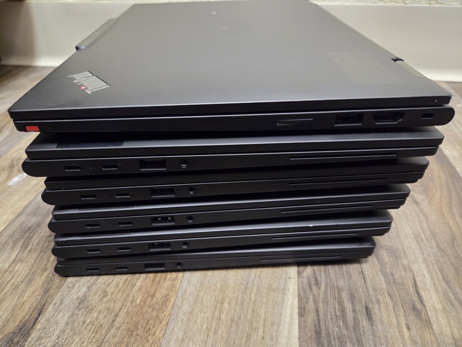Lenovo ThinkPad X13 Gen 5 Laptop 13.3″ 2-in-1 Ultra 5, 16 Gb Ram No Ssd