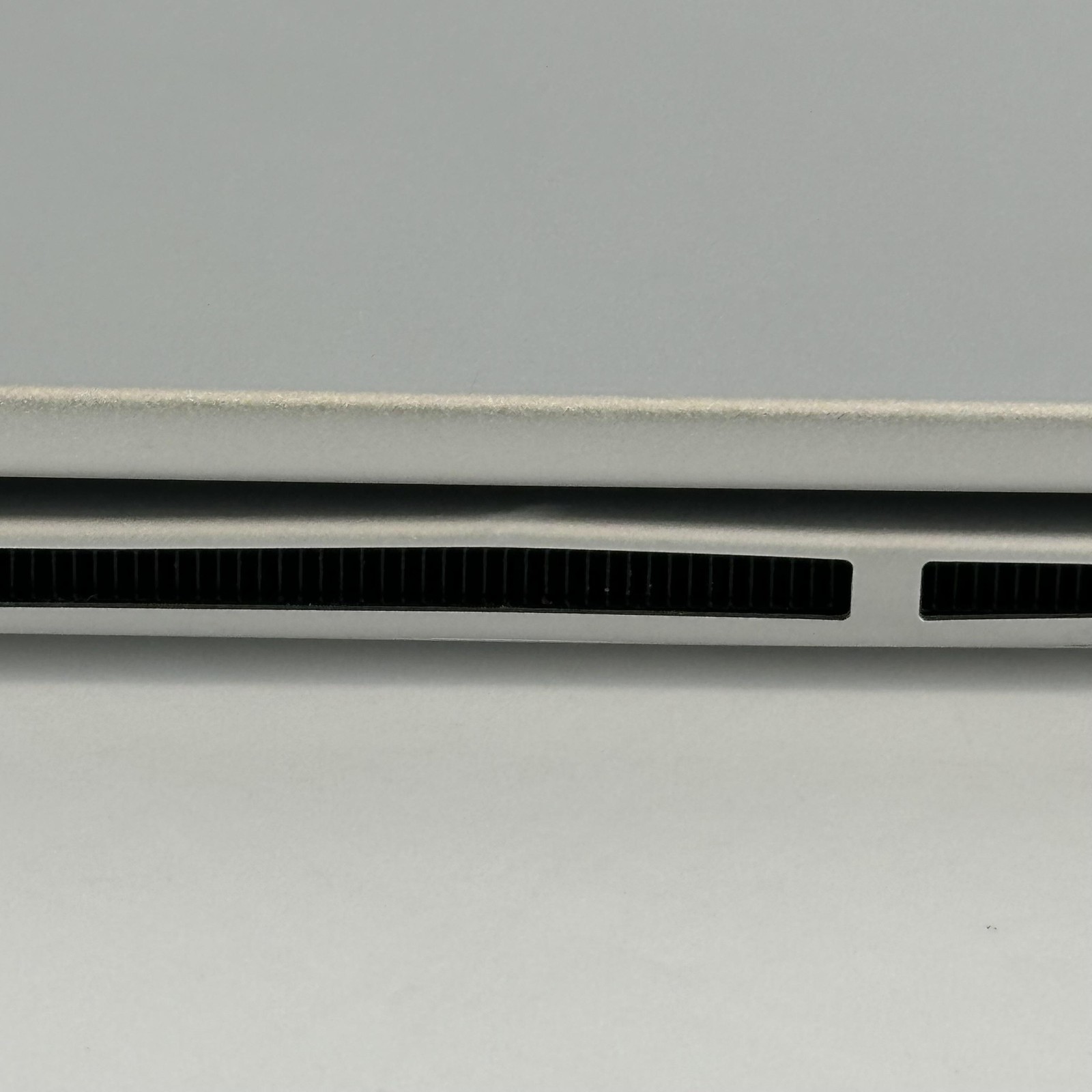 HP Envy x360 15.6 Silver FHD TOUCH 1.7 GHz i7-1355U 16GB 512GB SSD Good