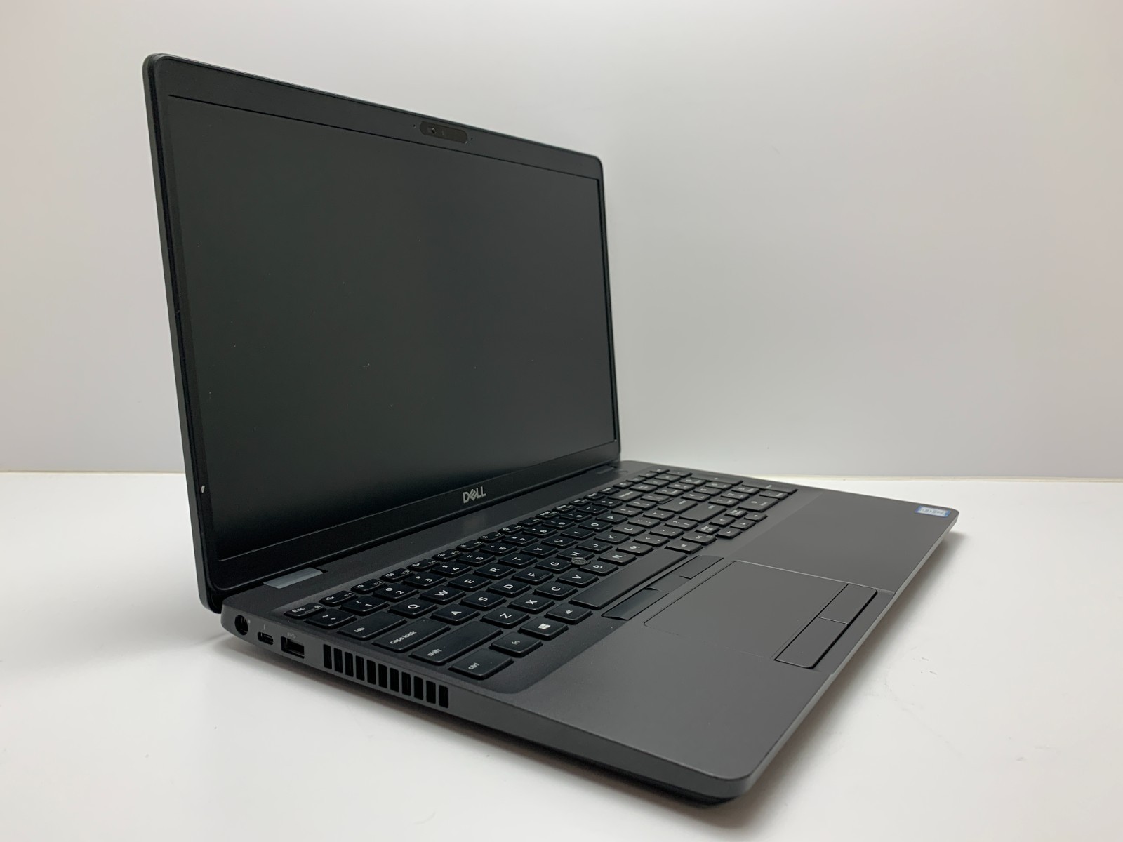Dell Latitude 5500 | i7-8665U | 16GB RAM | 256GB SSD | LINUX | SCREENBURN