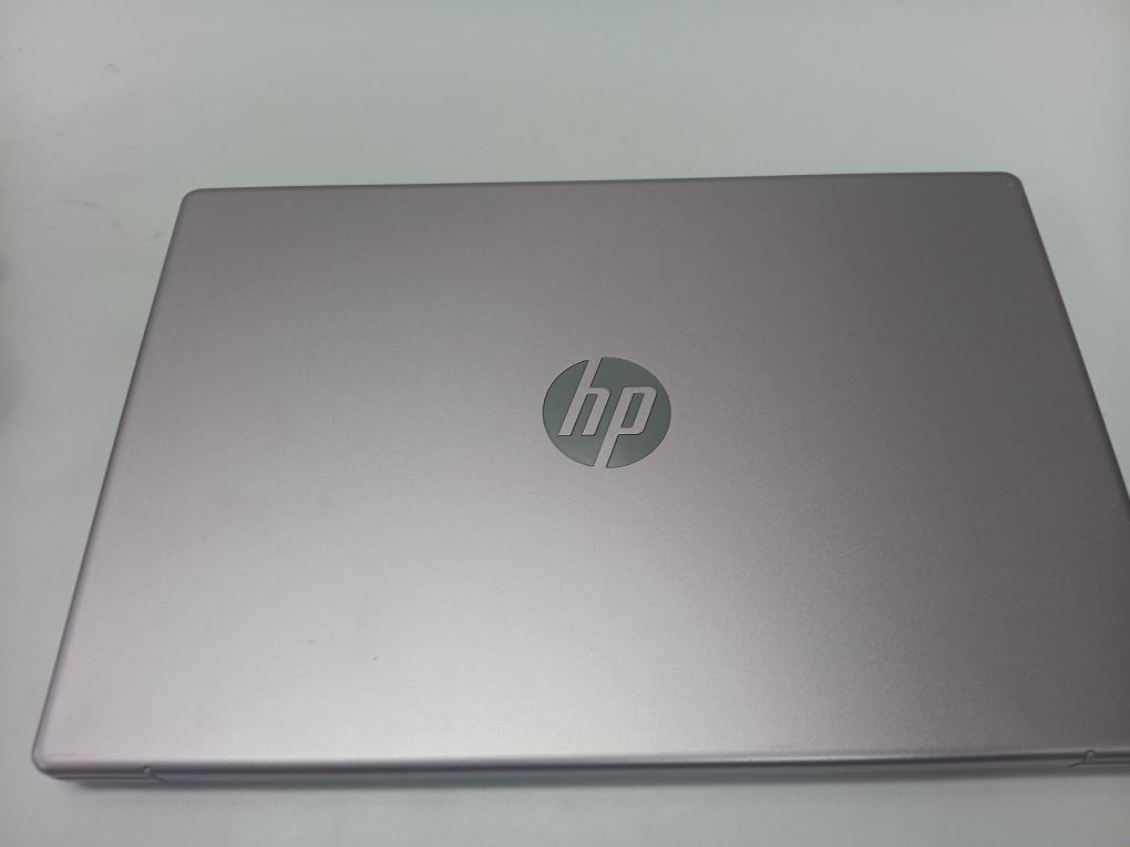 HEWLETT PACKARD HP 14 WIN 11 4CPUS 4GBRAM 120SSD W/CHARGER (P08036984)