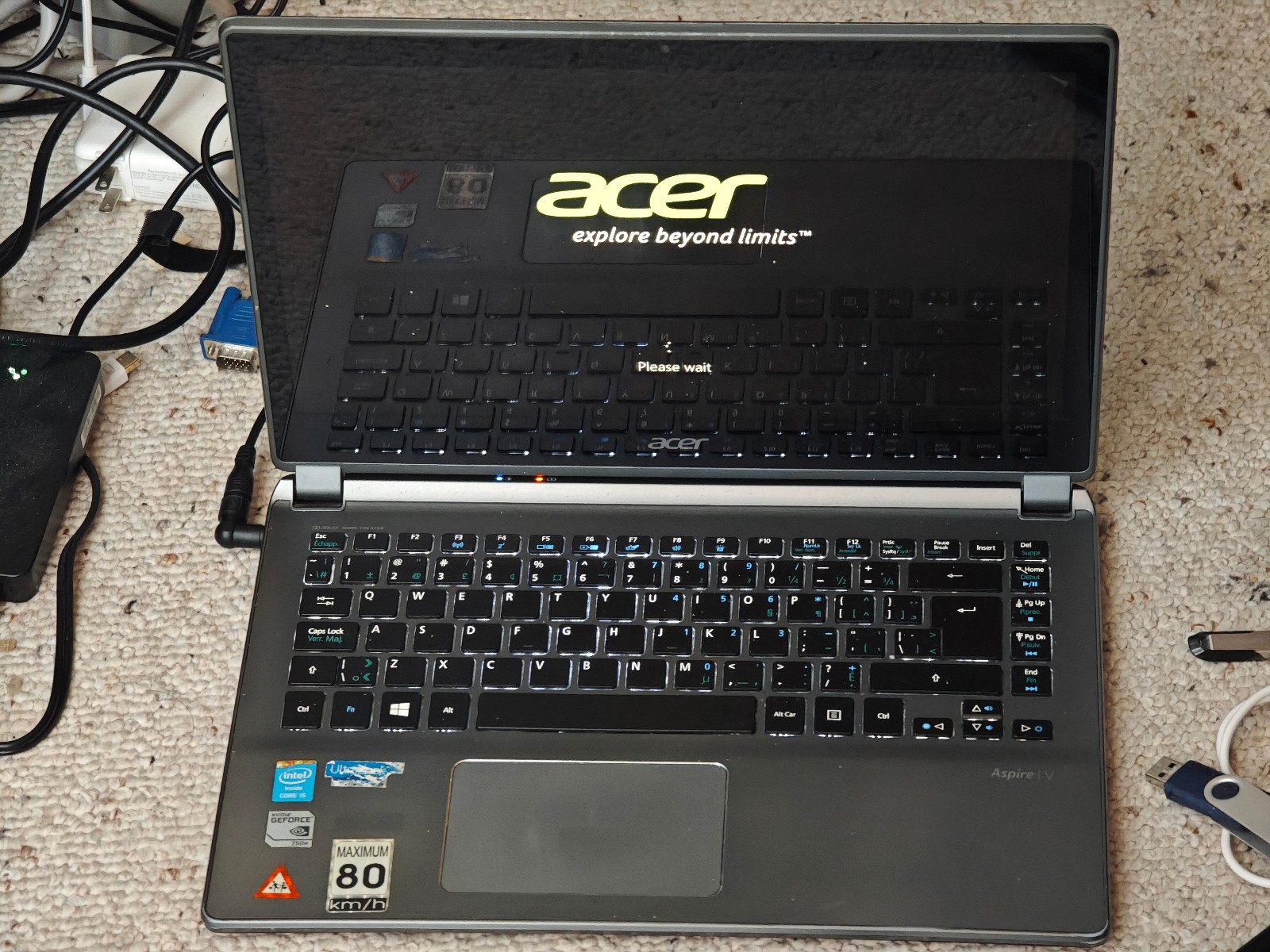 acer v7-482pg ZQY – 24GB SSD, 500GB HDD, 8GB RAM, Intel i5-4200u Nvidia Gtx 750m