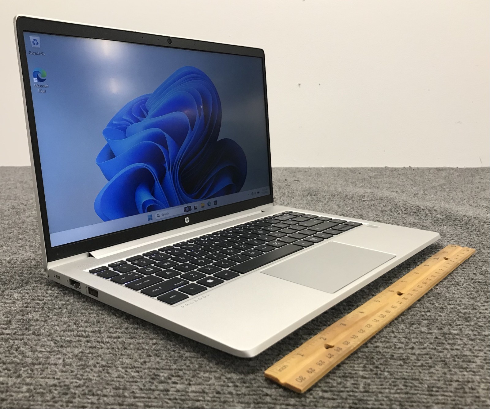 HP Probook 440 G9 14″ Laptop i5-1235U 8GB RAM 256GB NVMe