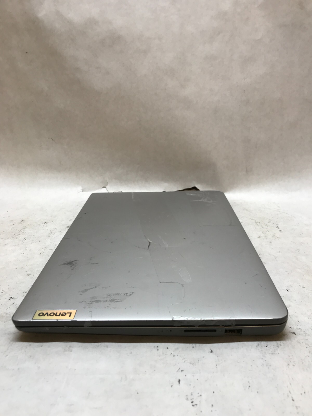 Lenovo IdeaPad 1 14IGL7 14″ Pentium Silver 1.1GHz 4GB RAM 128GB eMMC Cracked -DW