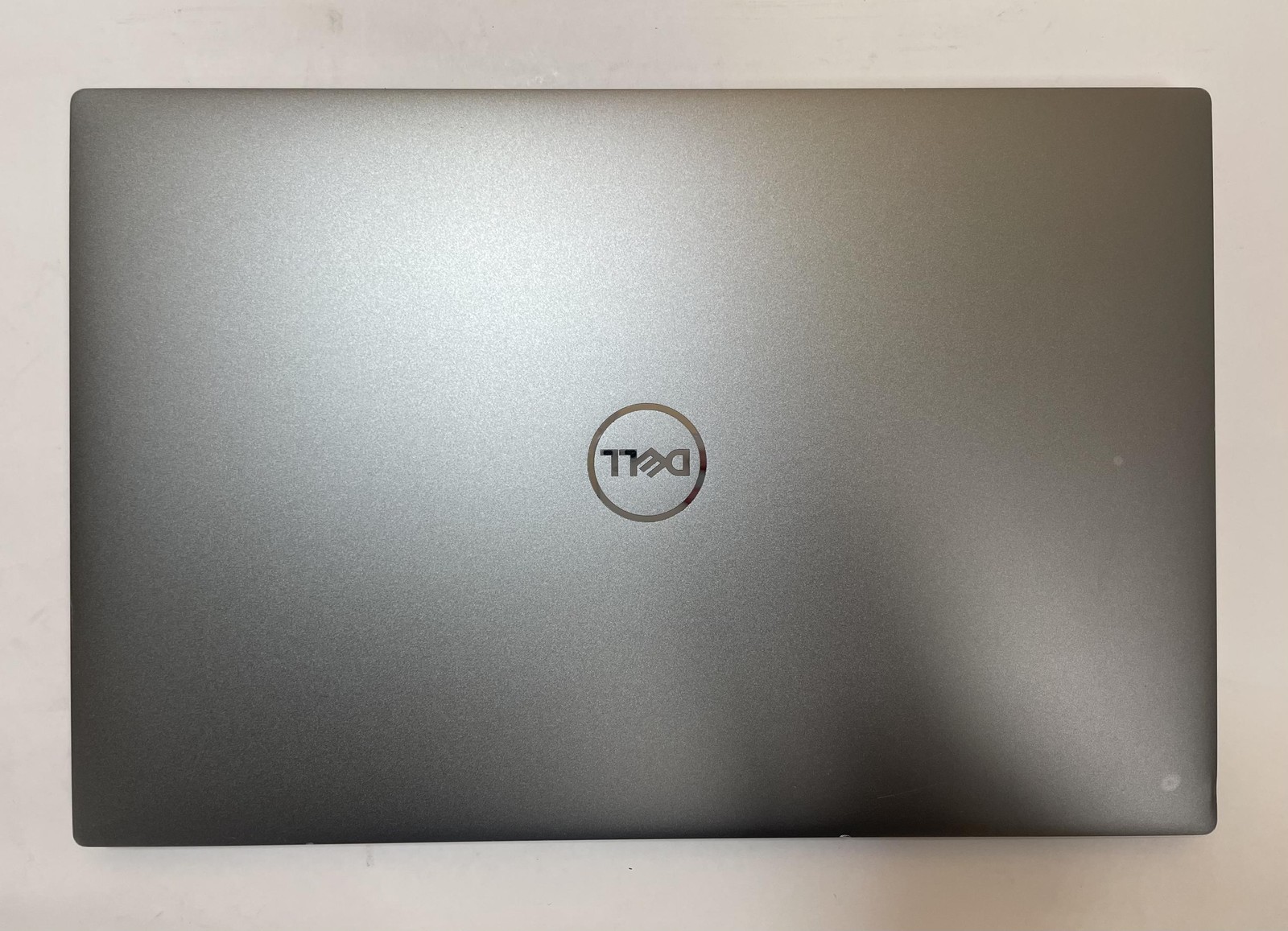 DELL PRECISION 5570 15″ Touch Laptop Core i7 12700H 32GB 512GB NVMe WIN11P -READ