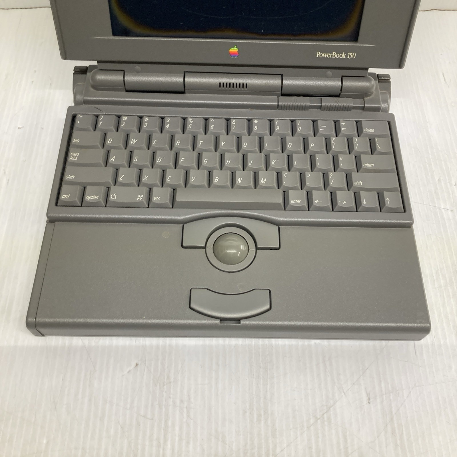 Apple Inc. PowerBook 150 Laptop Computer Notebook Vintage untested no power