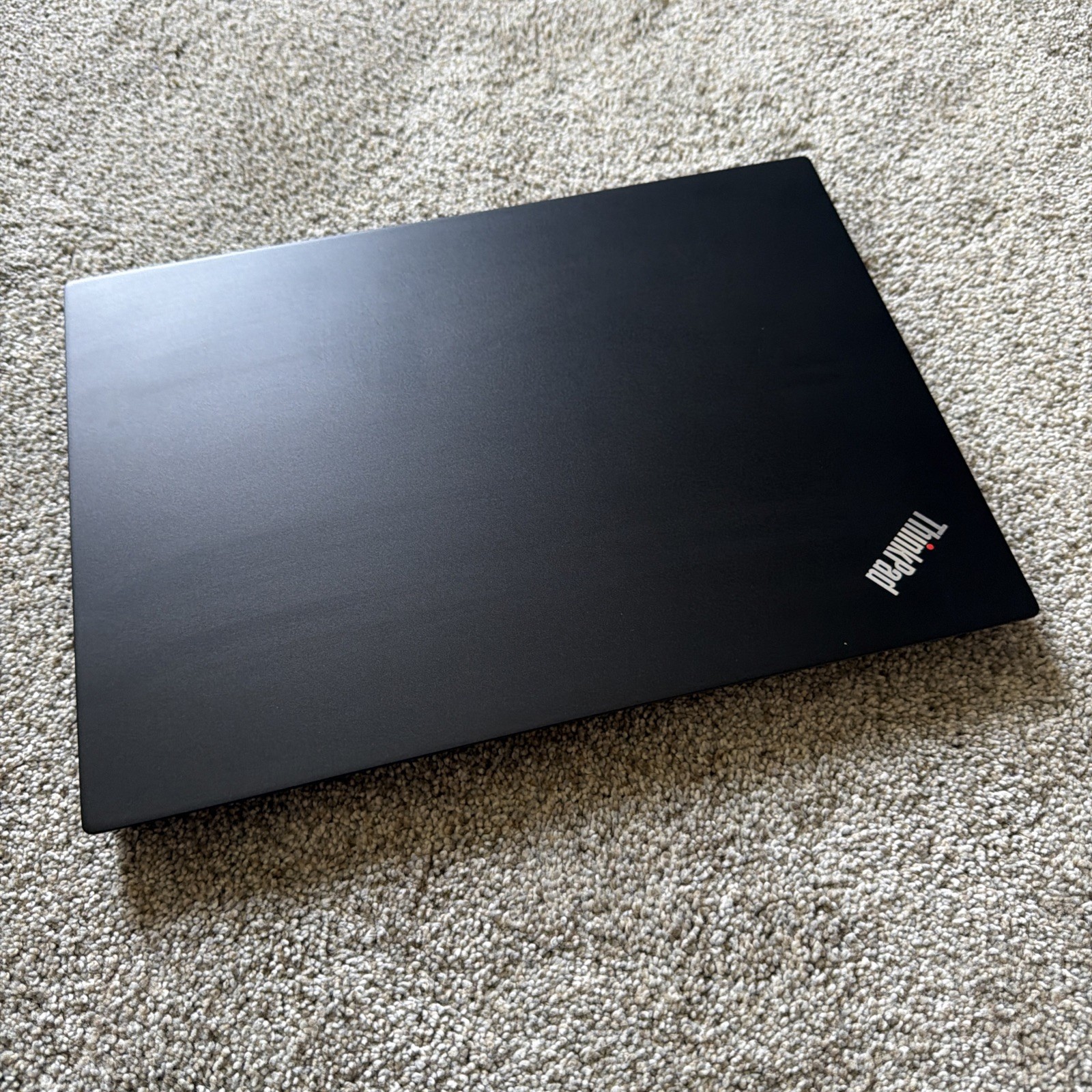 Lenovo ThinkPad E14 14″ Laptop Intel Core i5 10th Gen Black Power On Tested