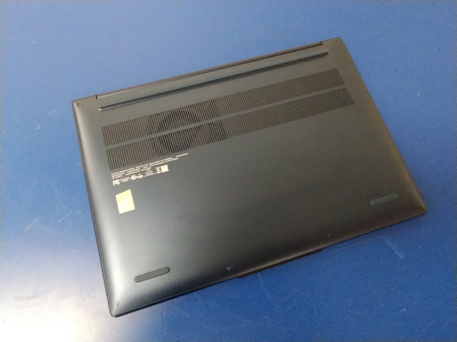 LENOVO IdeaPad Slim 5 16AKP10, AMD Ryzen AI 7 350, 16 GB RAM, 1 TB NVMe SSD