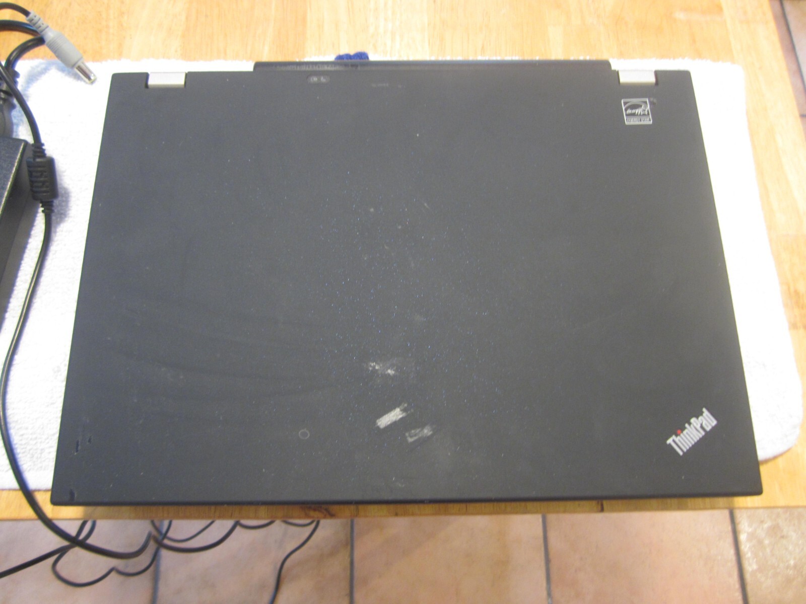 IBM LENOVO THINKPAD T410 Laptop 5GBRAM 500GBHD SCREEN INTACT W/PwrCORD – WORKS