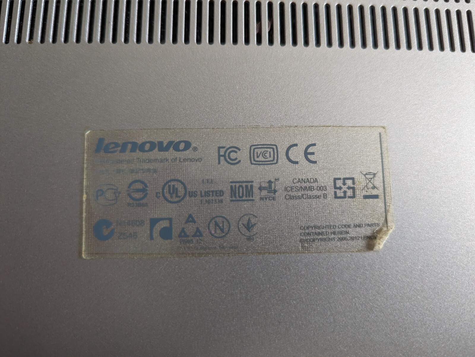 Lenovo IdeaPad S405 – 14″ AMD A6 Dual Core 8GB RAM No HDD – For Parts & Repair
