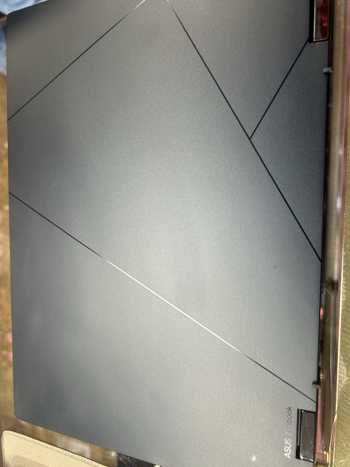Asus Zenbook 14 Flip OLED 14″ WQXGA+ OLED i7-1360P 16GB RAM 1TB SSD NON TOUCH