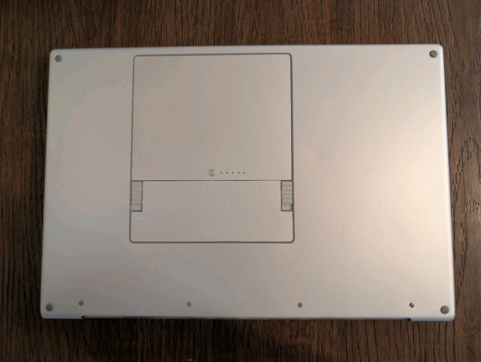 15.4″ Apple MacBook Pro A1286 C02FF03GDMPK Early 2011 2.2GHz Laptop For Parts