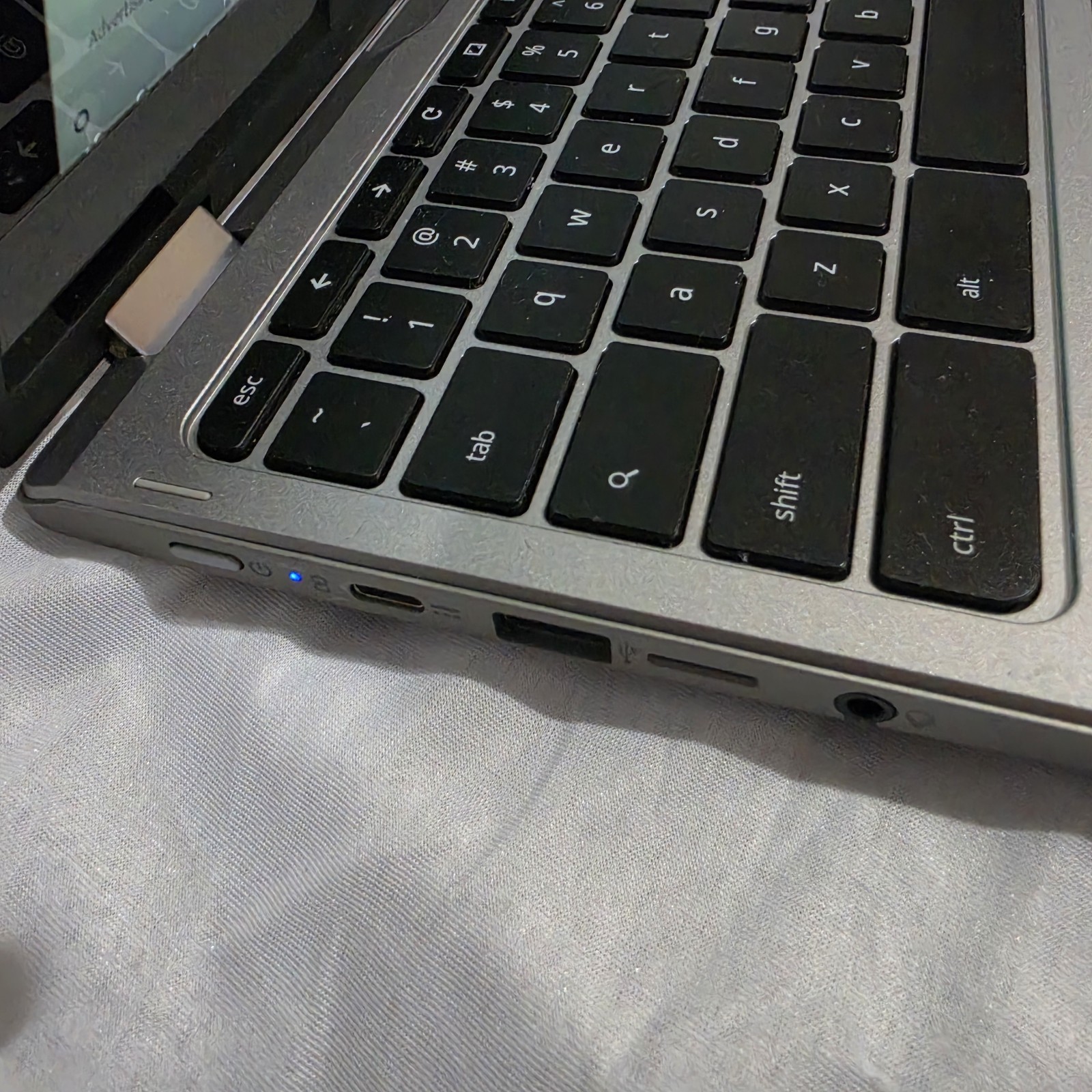 Acer Chromebook Spin 311 CP311-1H-C1FS 4GB RAM 11.6″ 2-in-1 360 Touch Screen