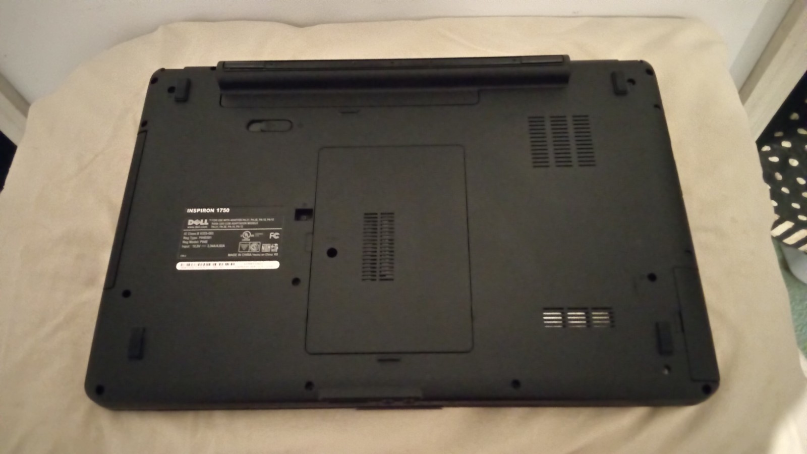 17.3″ Dell Inspiron 1750 Pentium Dual T4300 4 GB RAM 500 GB HDD With Charger
