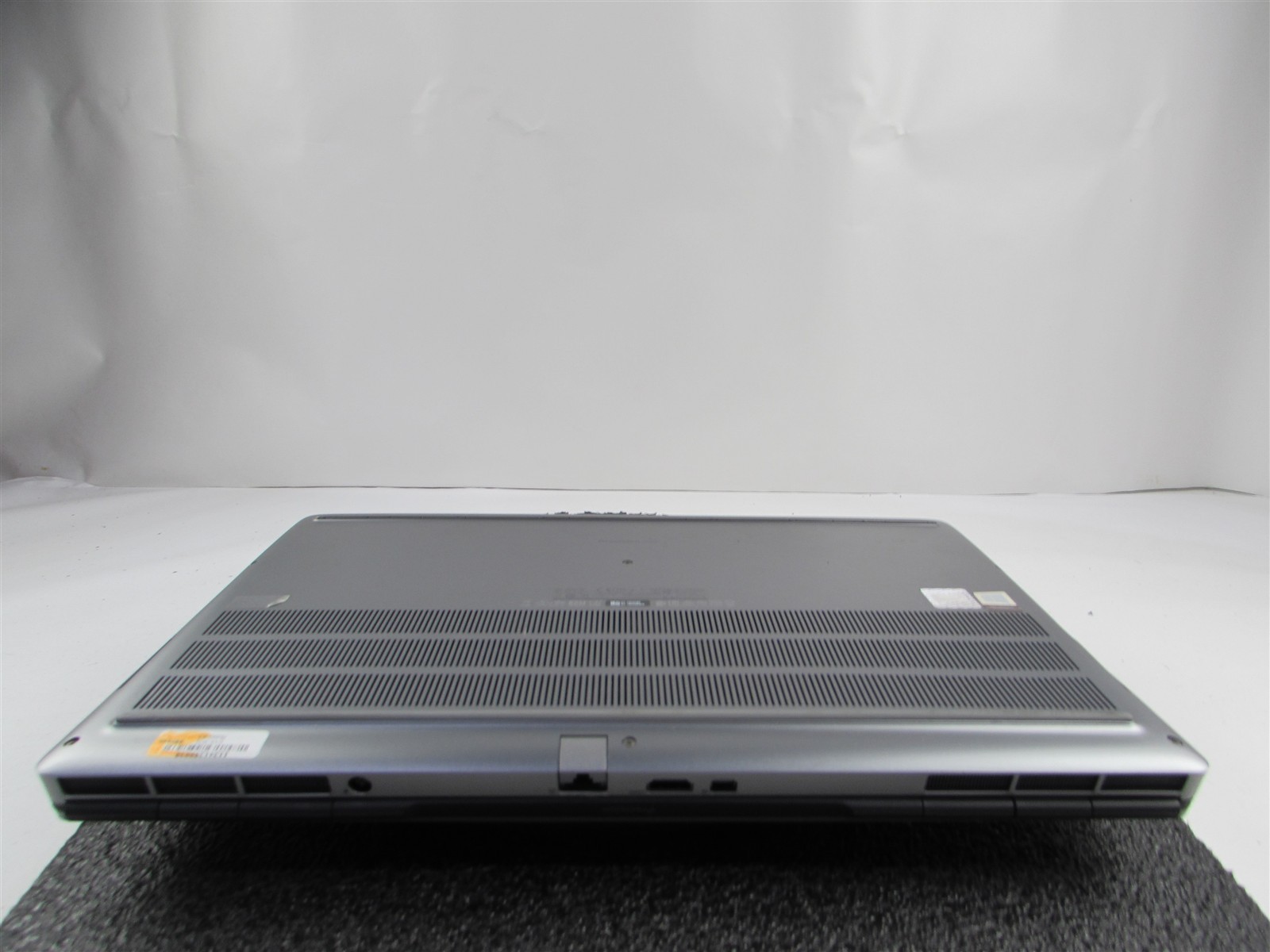 DELL PRECISION 7750 1920X1080 FHD I7-10850H 1TB 32GB RAM RTX 3000 WIN 11 PRO