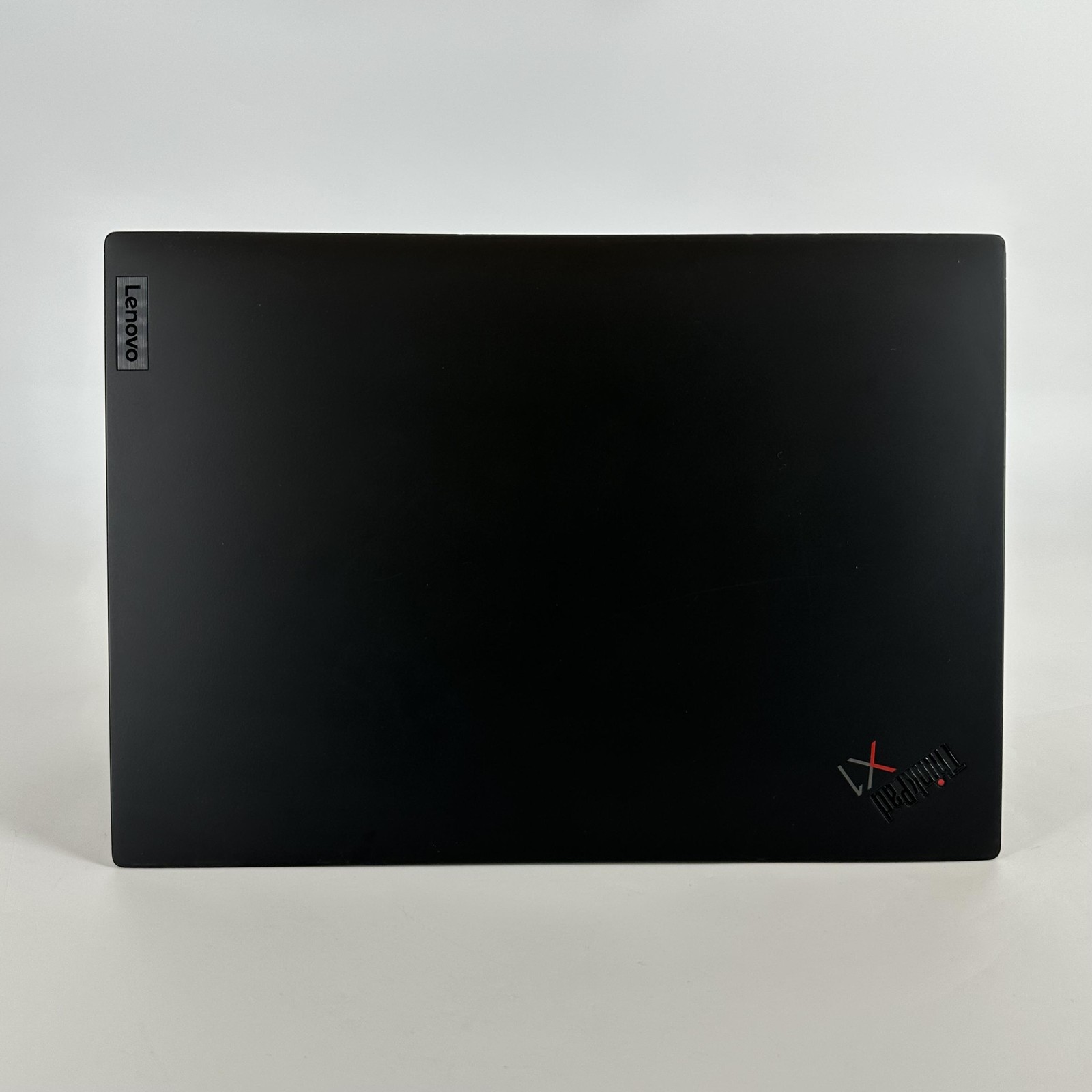 Lenovo ThinkPad X1 Carbon Gen 10 14 FHD+ 2.1 GHz i7-1260P 16GB 512GB SSD Good