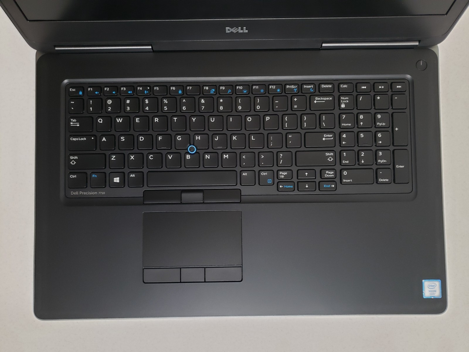 Dell Precision 7710 Laptop 17.3″ FHD Intel Xeon 32GB RAM 256GB SSD 1TB Win11P.