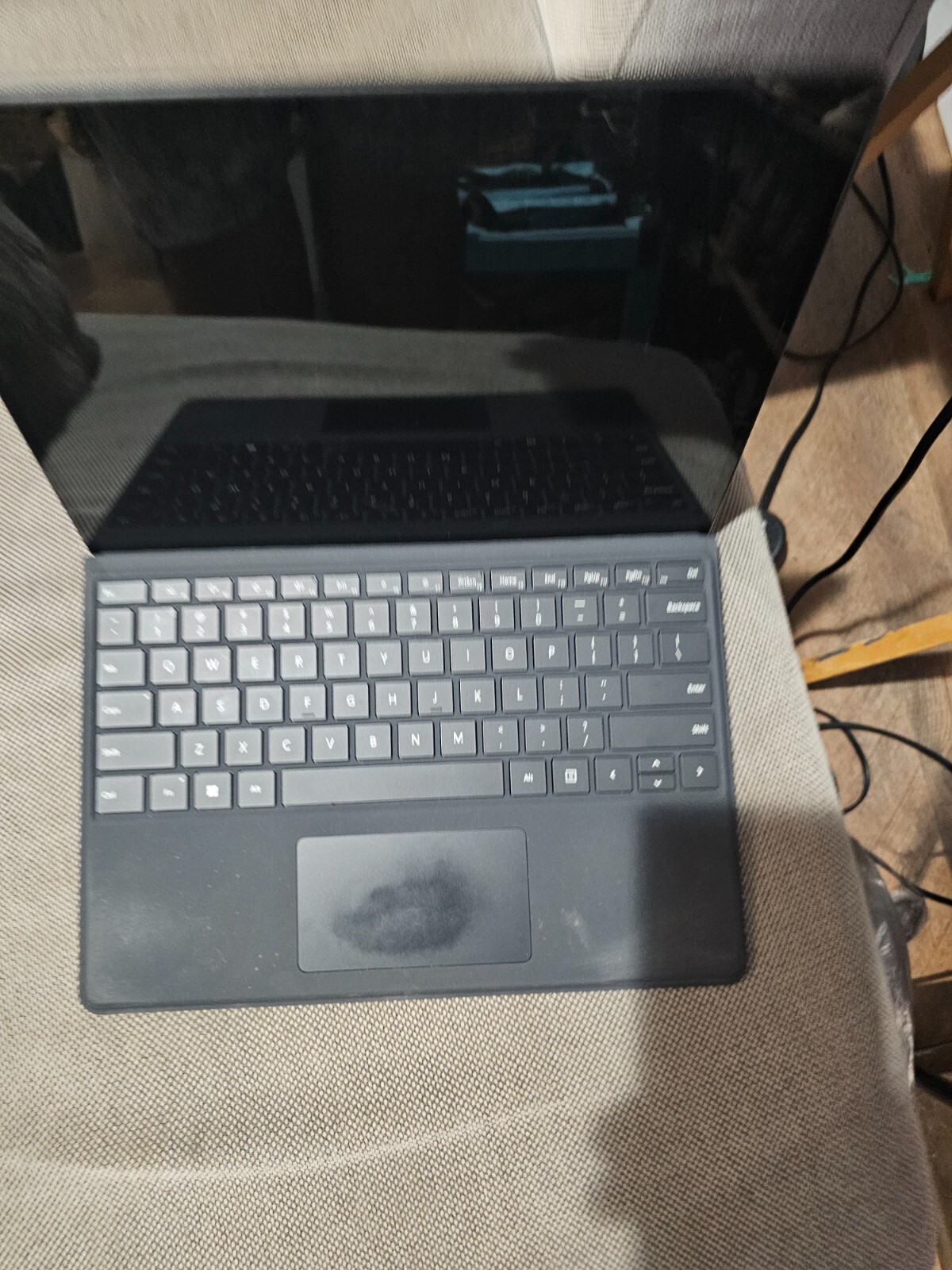 Microsoft Surface Pro X 13″ Touch (256GB SSD, Microsoft SQ1, 3.00 GHz, 8GB,…