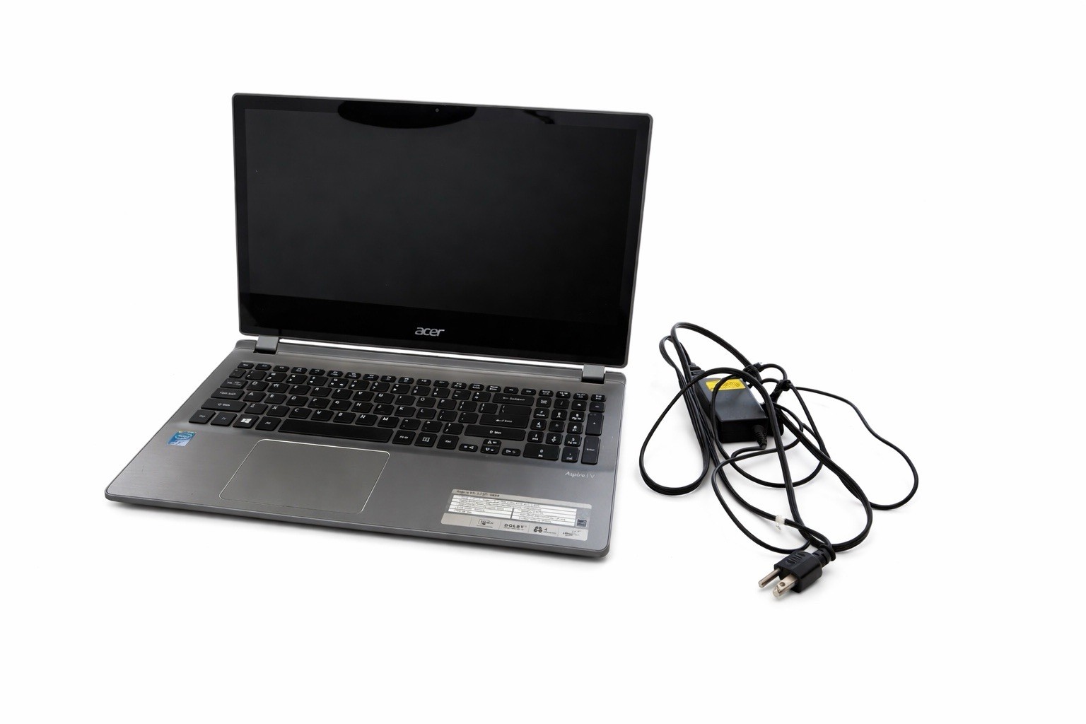 Acer Aspire V5-573P 15.6” Touchscreen Laptop i5 750GB Windows 8 + Charger