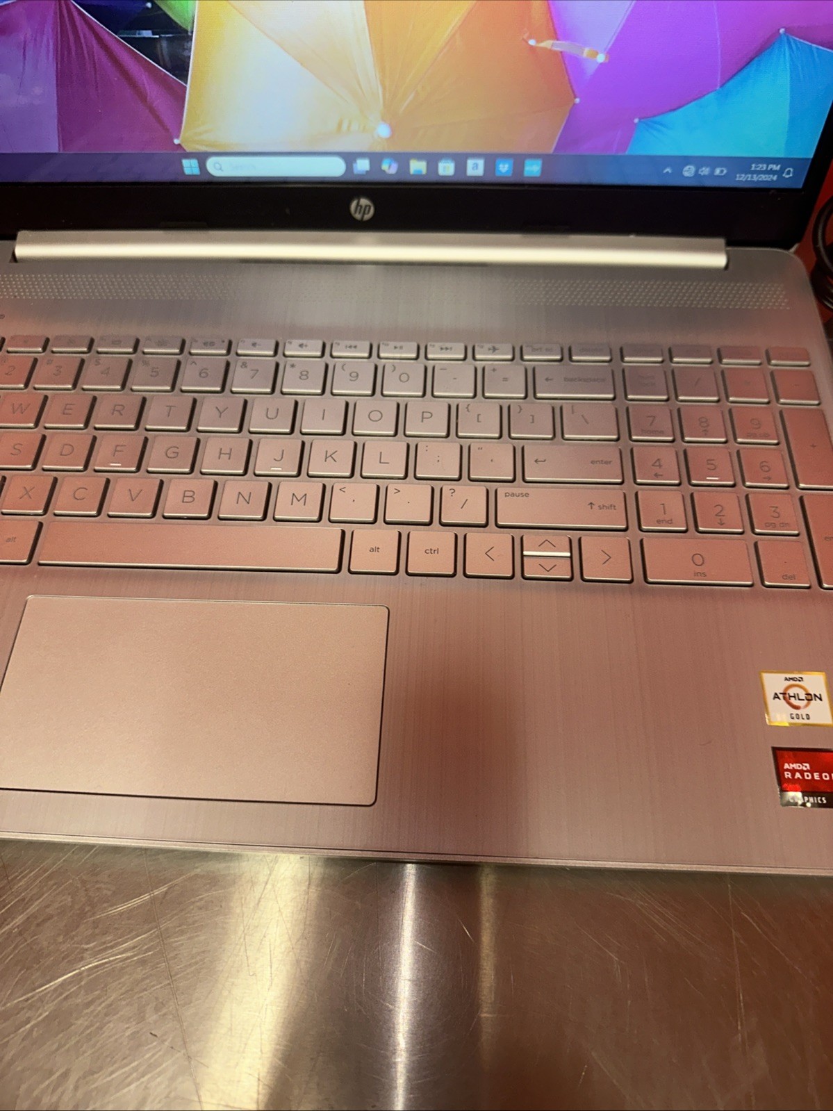 HP 15-ef1001ds 15.6″ Laptop AMD Athlon Gold 3150U (2.40 GHz) 8 GB Memory!