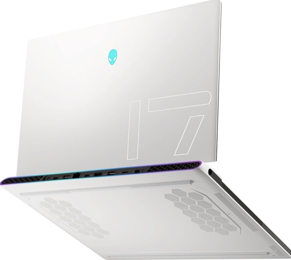 Alienware x17 R1 Gaming Laptop | RTX 3070 | With Area-51m Carrying Bag