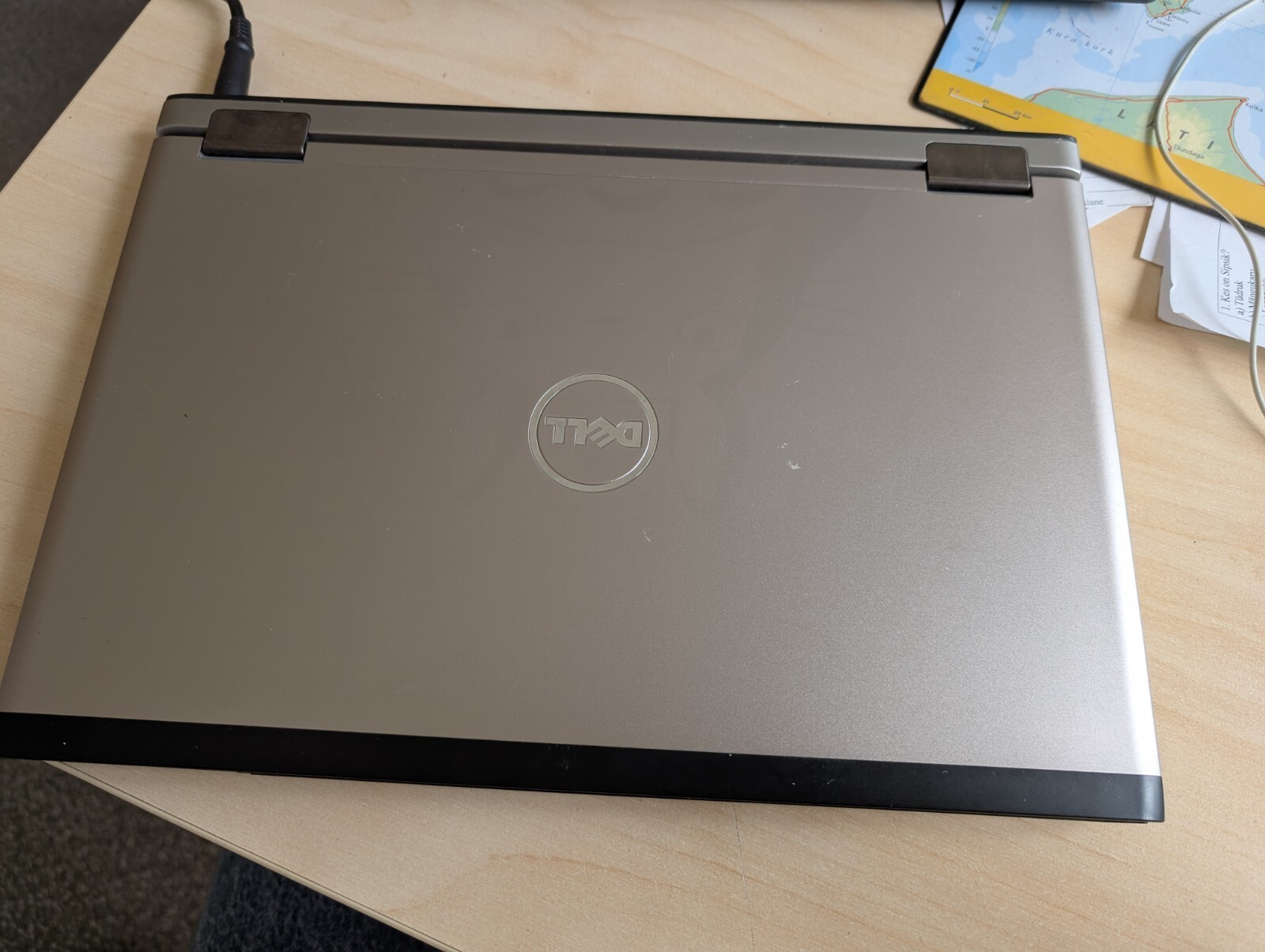 Dell Vostro V130 / Intel i3 U380 / 4GB RAM / 128GB SSD