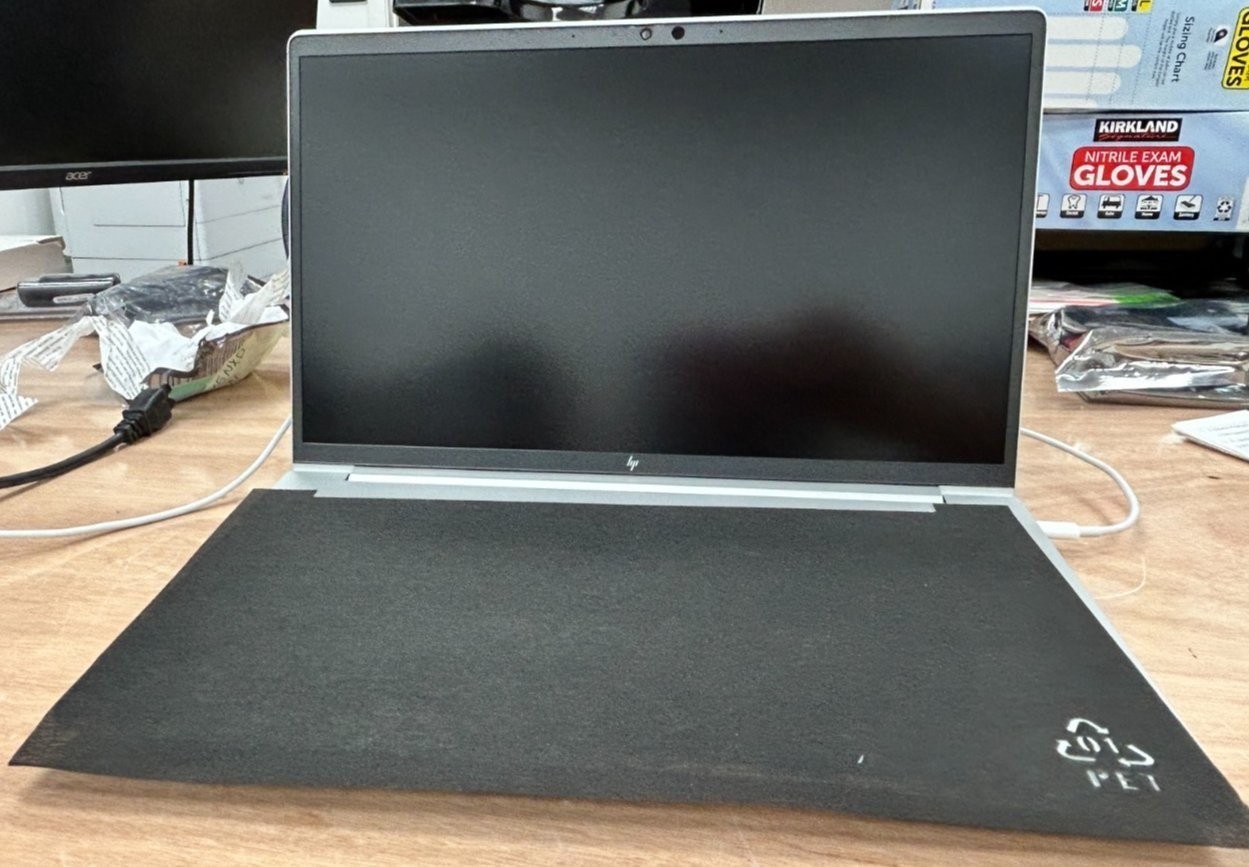 HP EliteBook 655 G10 R5 PRO 7530U 16GB 512GB (Wty 12/20/26) SLIGHTLYBENT CHASSIS