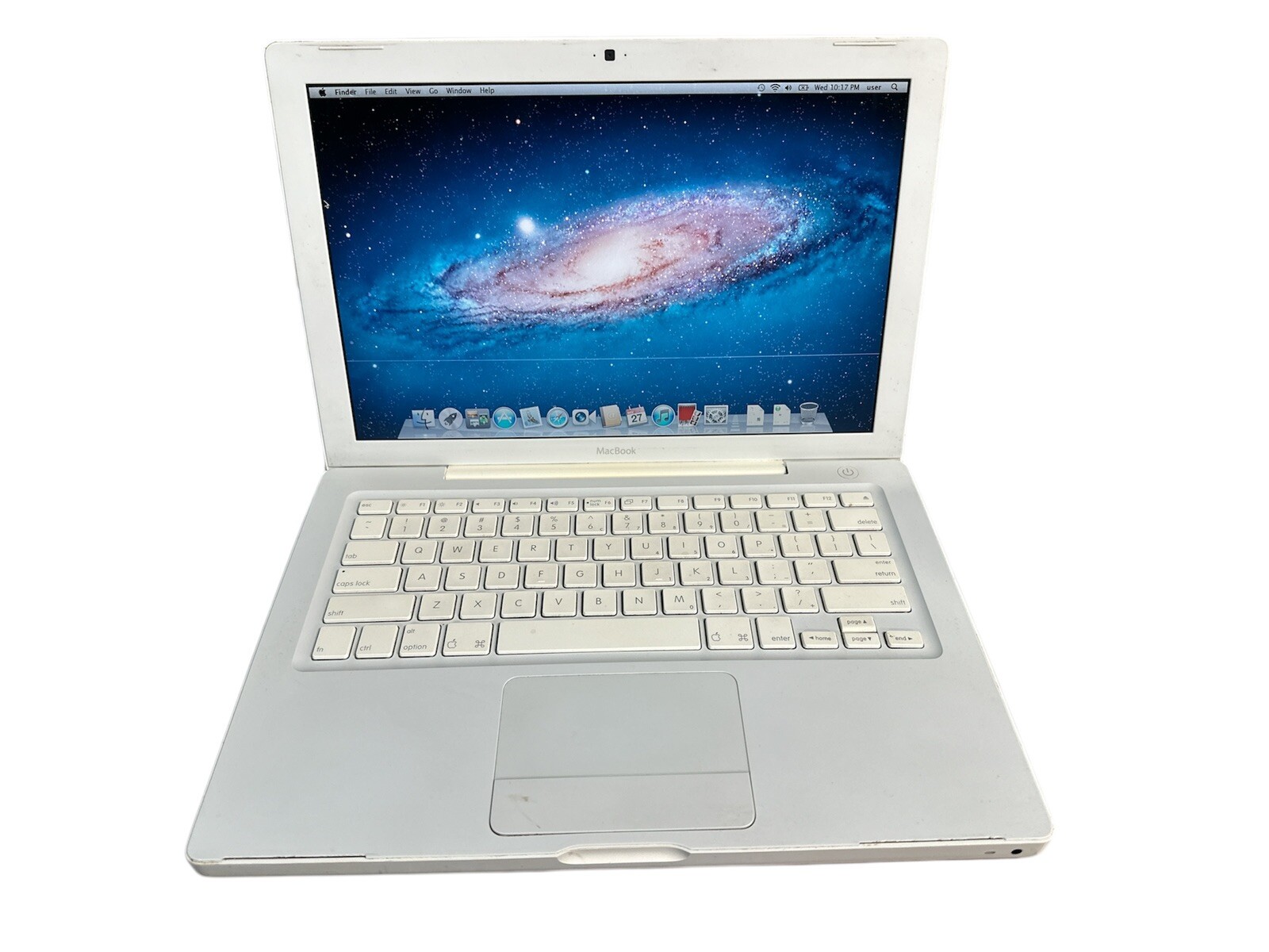 Apple MacBook 2006 A1181 13.3″ core 2 Duo 2GHz 3GB RAM 120GB HDD