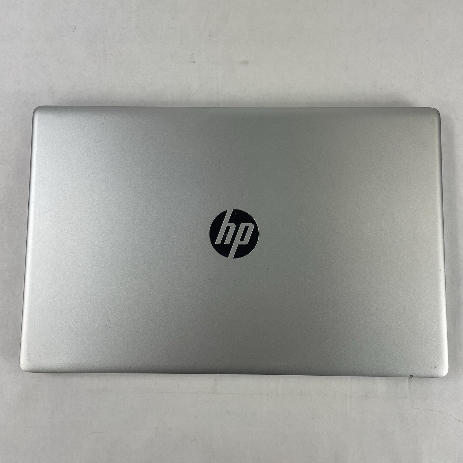 HP 17+-cn000 17.3″ i7-1165G7 2.80 GHz 8 GB RAM No SSD No OS – Bad Corners