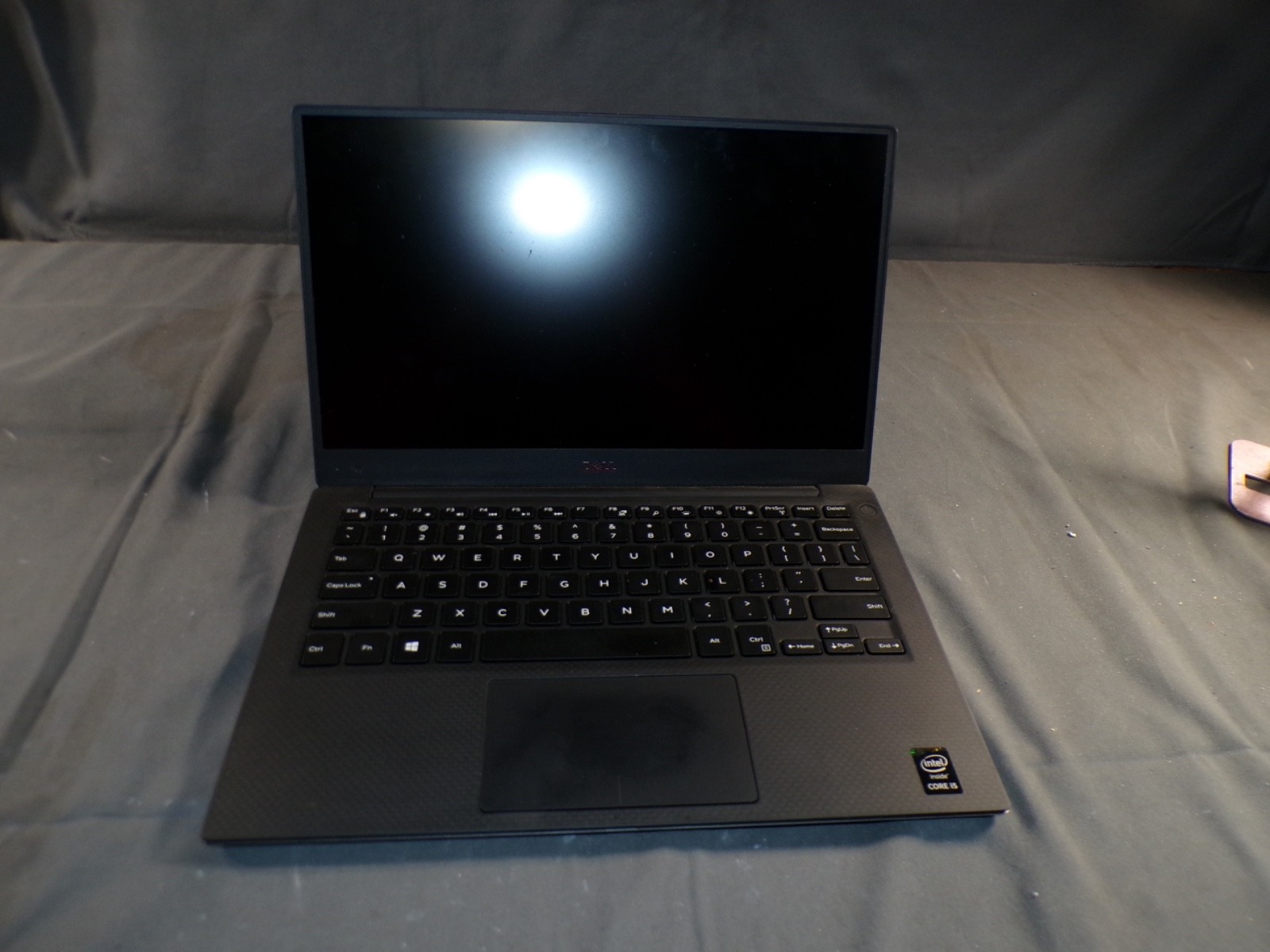 DELL XPS 13 9343 INTEL CORE I5-5200U 2.20GHZ 4GB RAM **NO HD/ NO CADDIE/ NO OS/