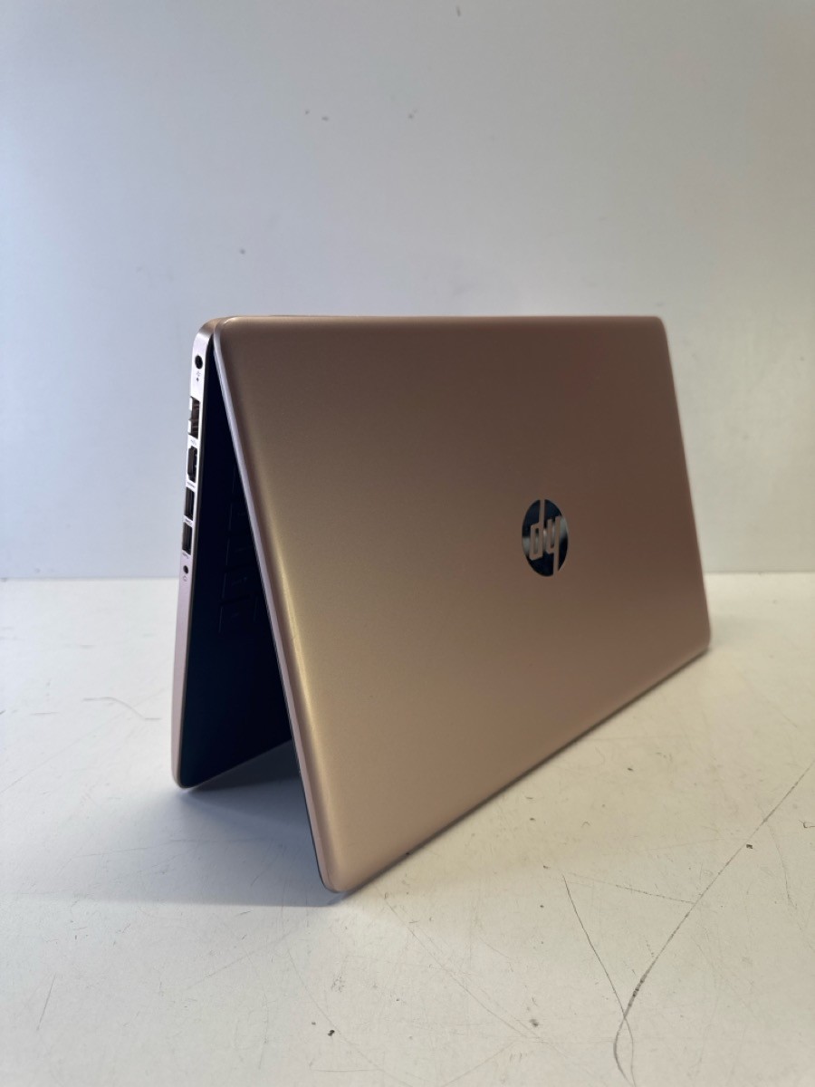 HP AMD A4 238GB W/CHARGER (P05025477)