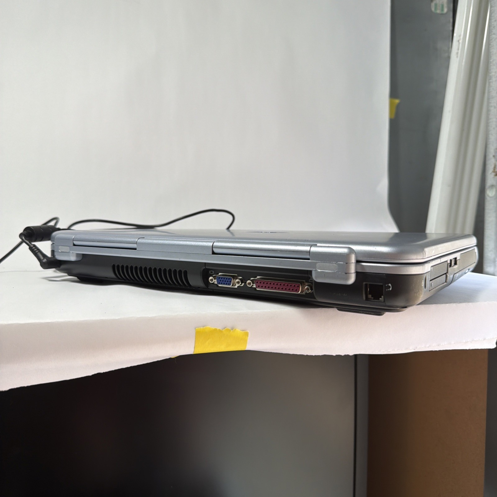 Vintage HP Pavilion zv5000 Windows XP Laptop (Athlon 3000, 512mb, GeForce 420)