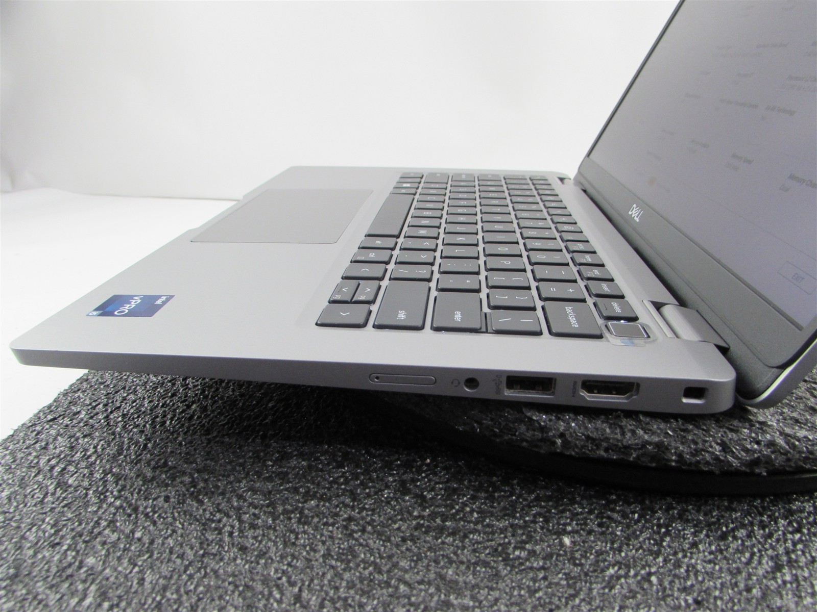 DELL LATITUDE 5330 FHD TOUCHSCREEN I5-1245U 10 CORE 512GB SSD 16GB RAM NO O.S