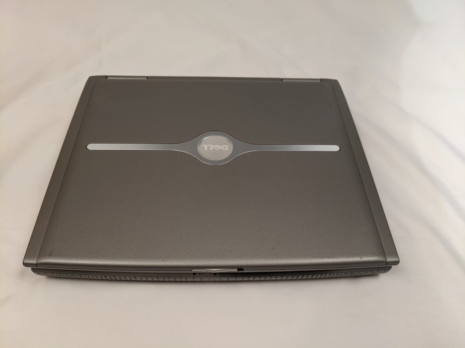 Dell Inspiron 1150 Laptop 512MB RAM No hdd read