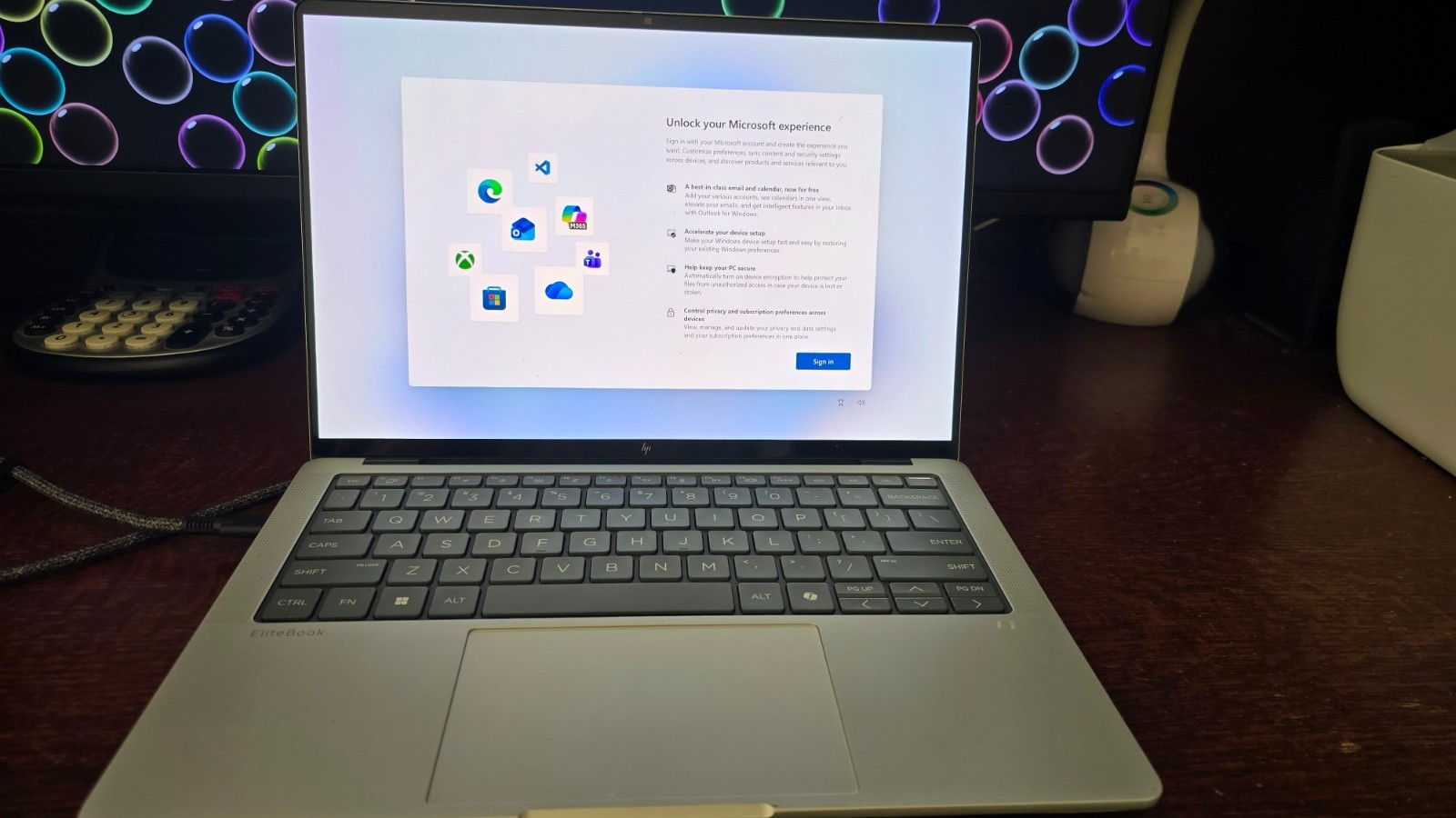 HP EliteBook X G1a 14″ OLED AMD Ryzen AI9 HXPro 375 64GB 1TB Win11 Pro 890M