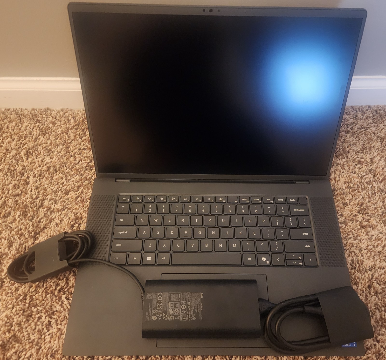 Dell Mobile Precision 5690 16GB RAM 512GB SSD Intel Core Ulta 7 Nvidia RTX 1000