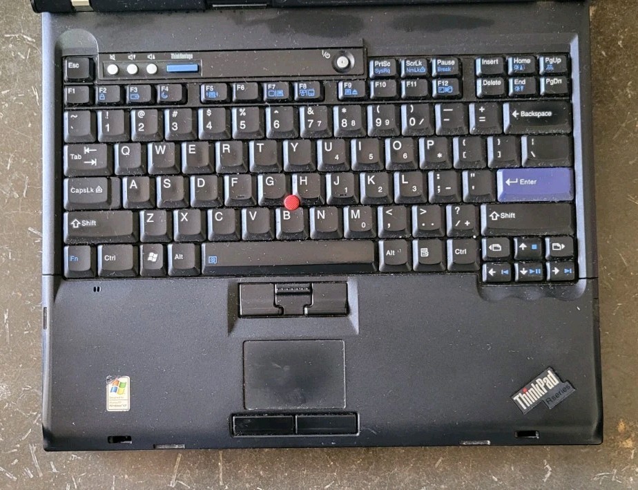 Vintage IBM Thinkpad R60 1.83Ghz 1GB Memory 120GB Windows XP Professional