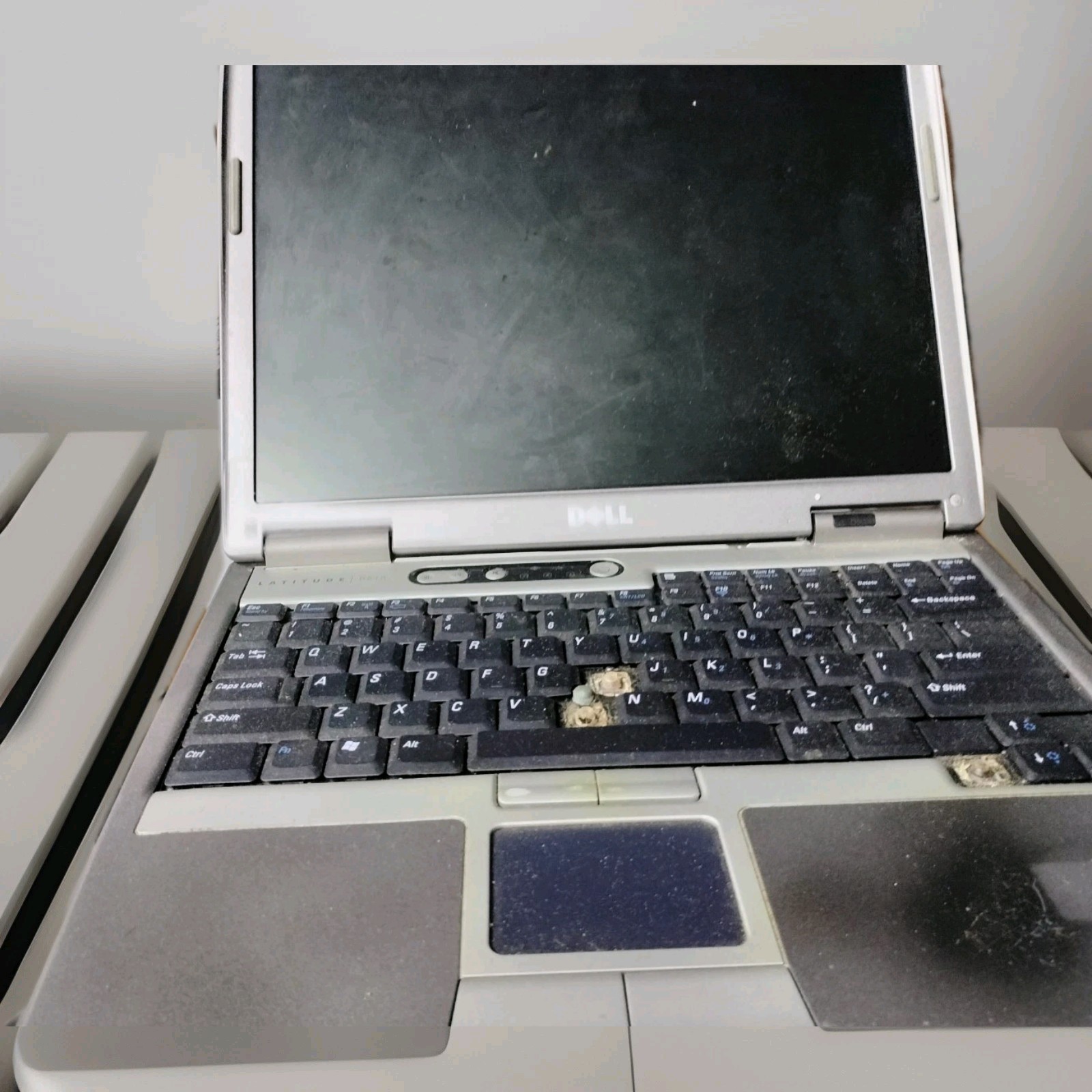 Lot of 3 Laptops & 1 Tatung Monitor – 2 Dell, 1 Asus/For Parts Or Not Working💻