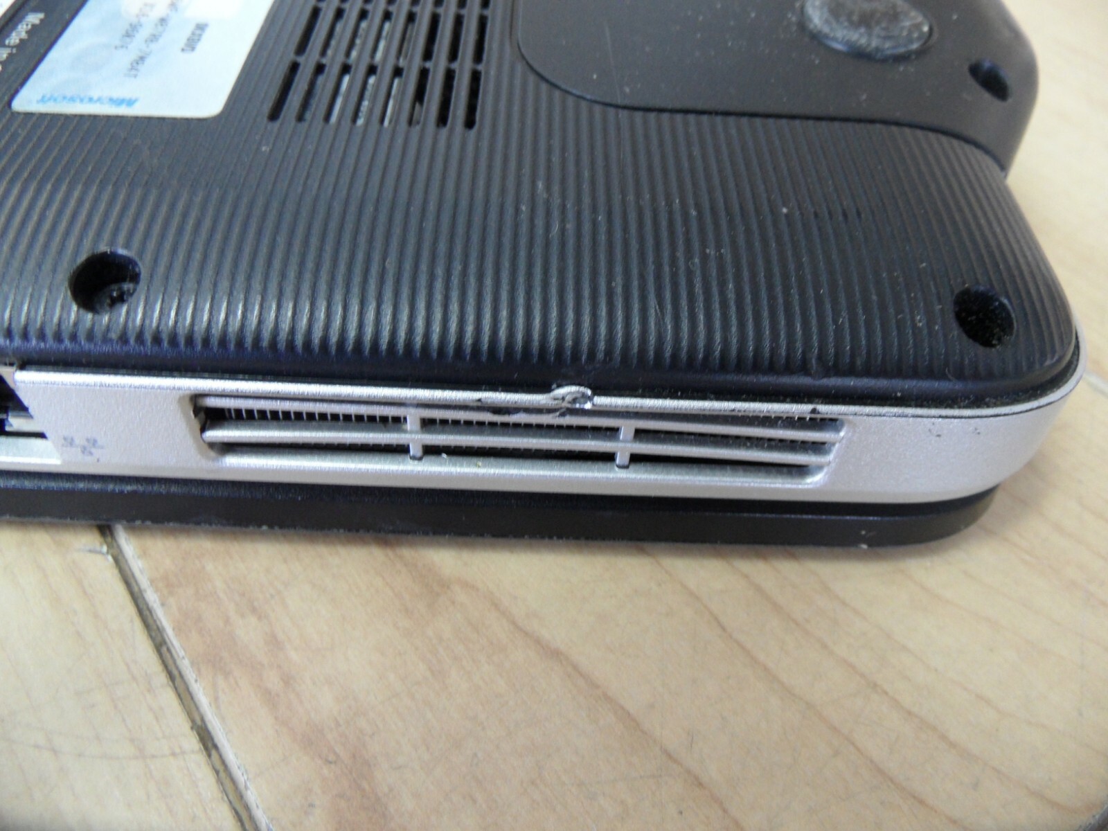 Dell Vostro 2520 For Parts – Did Not Power On – No Hard Drive