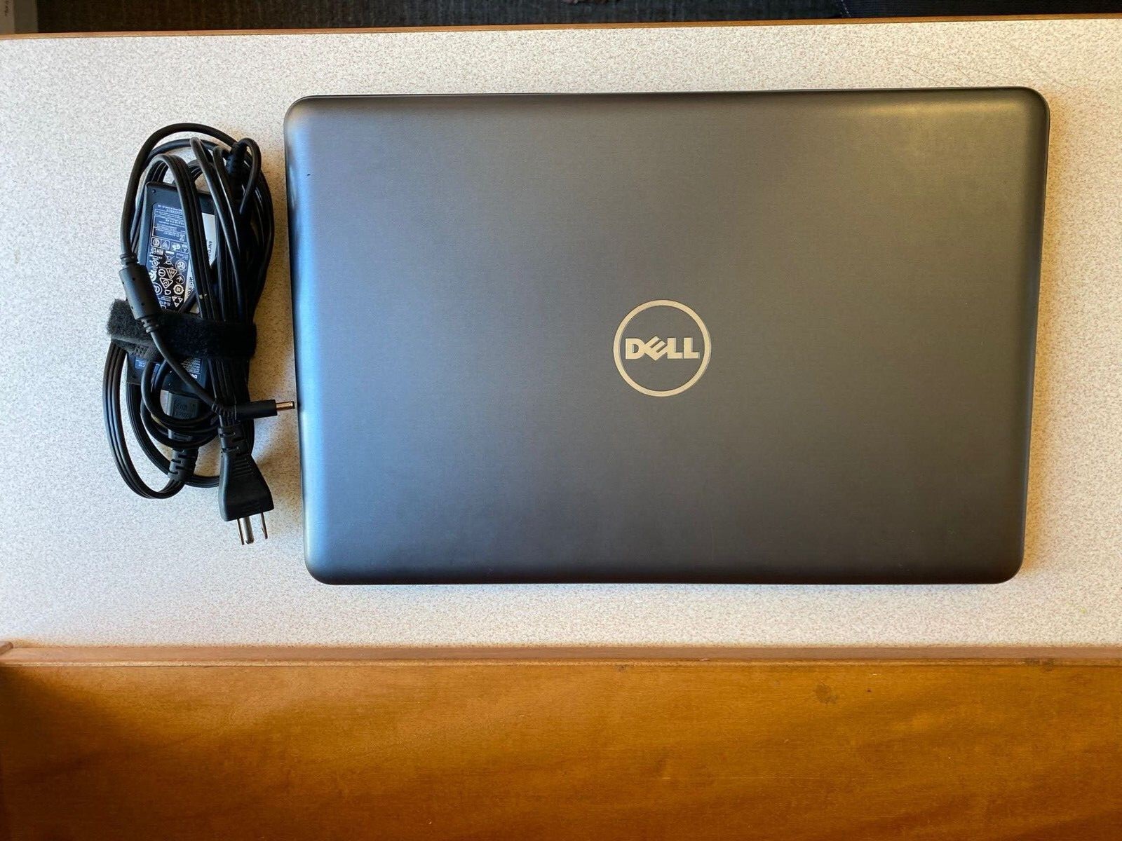 Dell Inspiron 15 5567 – 16GB RAM, 1TB HDD, IntelCore i7, 15.6″ FHD Touchscreen