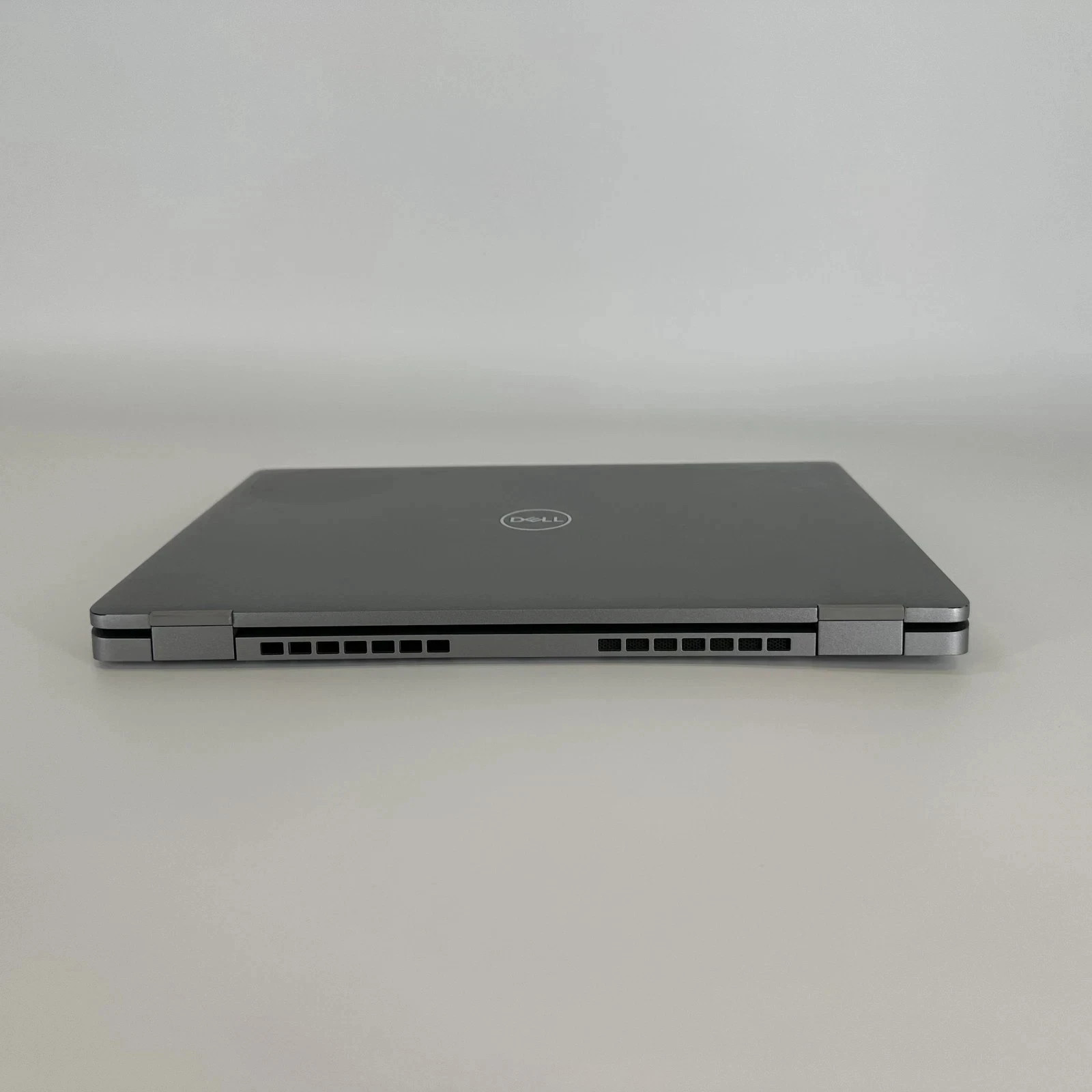 Dell Latitude 5320 13.3” FHD Laptop Intel i7-1185G7 16GB RAM 256GB SSD Win 11Pro