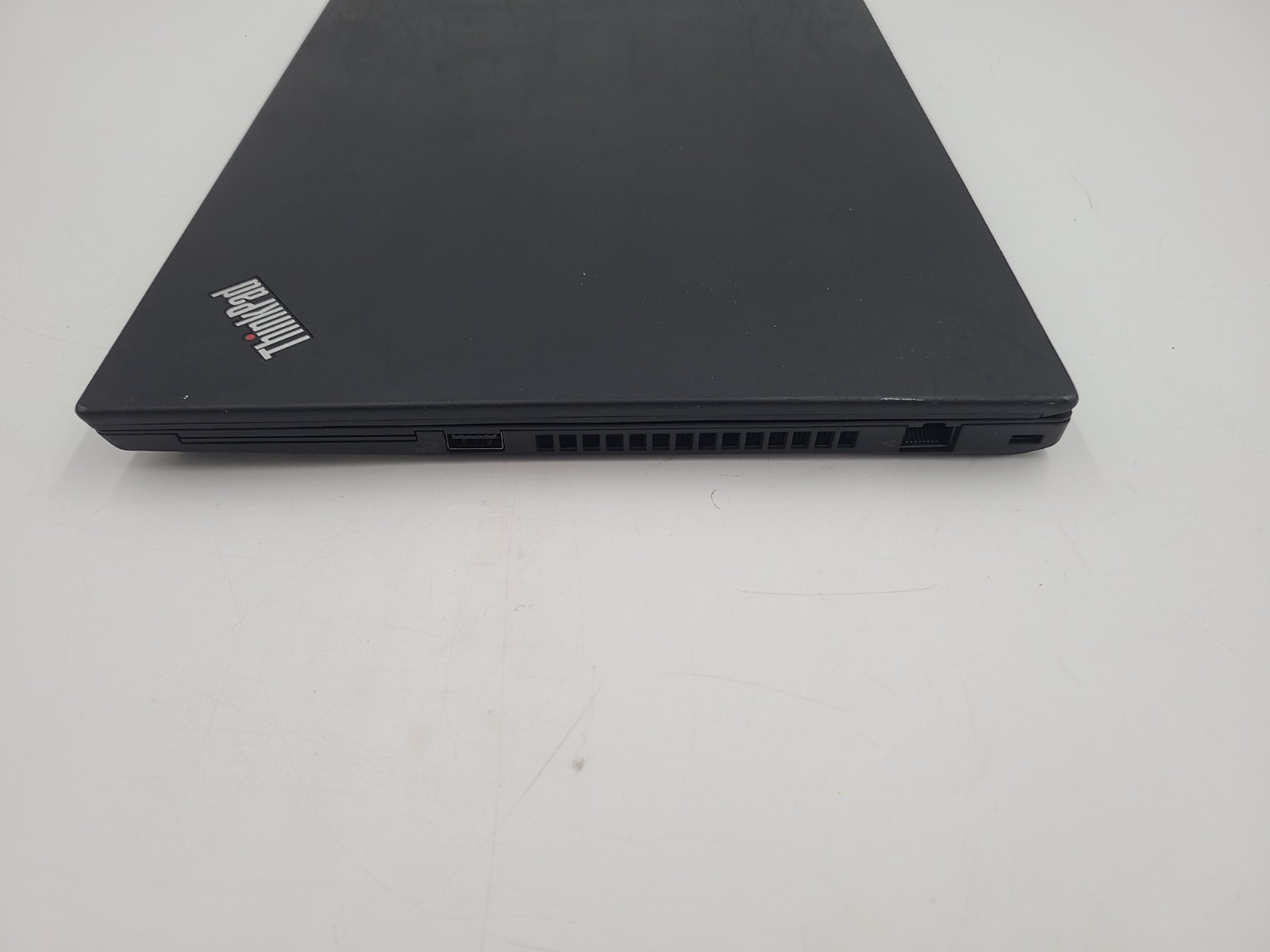 Lenovo ThinkPad T490 i7-8565U 1.80GHz 16GB Ram 256GB SSD Win 11 Pro